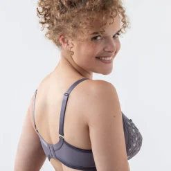 Beha<Confidence Lingerie Minimizerbeha in geborduurde tule Oliena - met beugels grijs