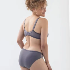 Beha<Confidence Lingerie Minimizerbeha in geborduurde tule Oliena - met beugels grijs