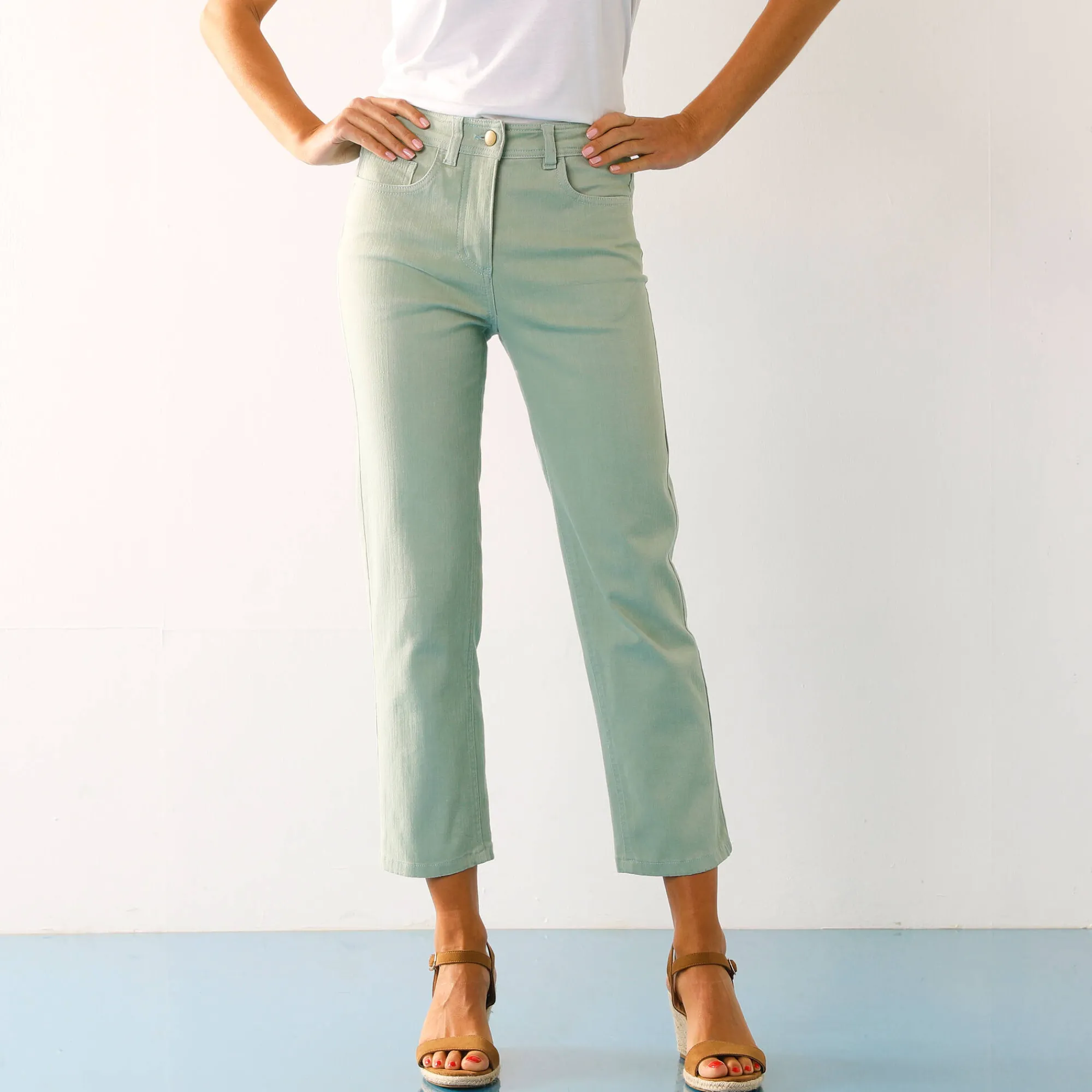 Broek<Blancheporte Modellerende rechte 7/8-broek, corrigerende versteviging grijsgroen