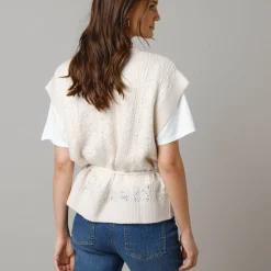 Trui En Vest<Lora Zellini Mouwloos vest, fantasietricot ecru