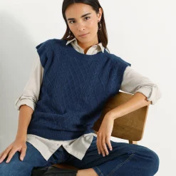Trui En Vest<Blancheporte Mouwloze trui met kabelmotieven en afhangende schouders marine