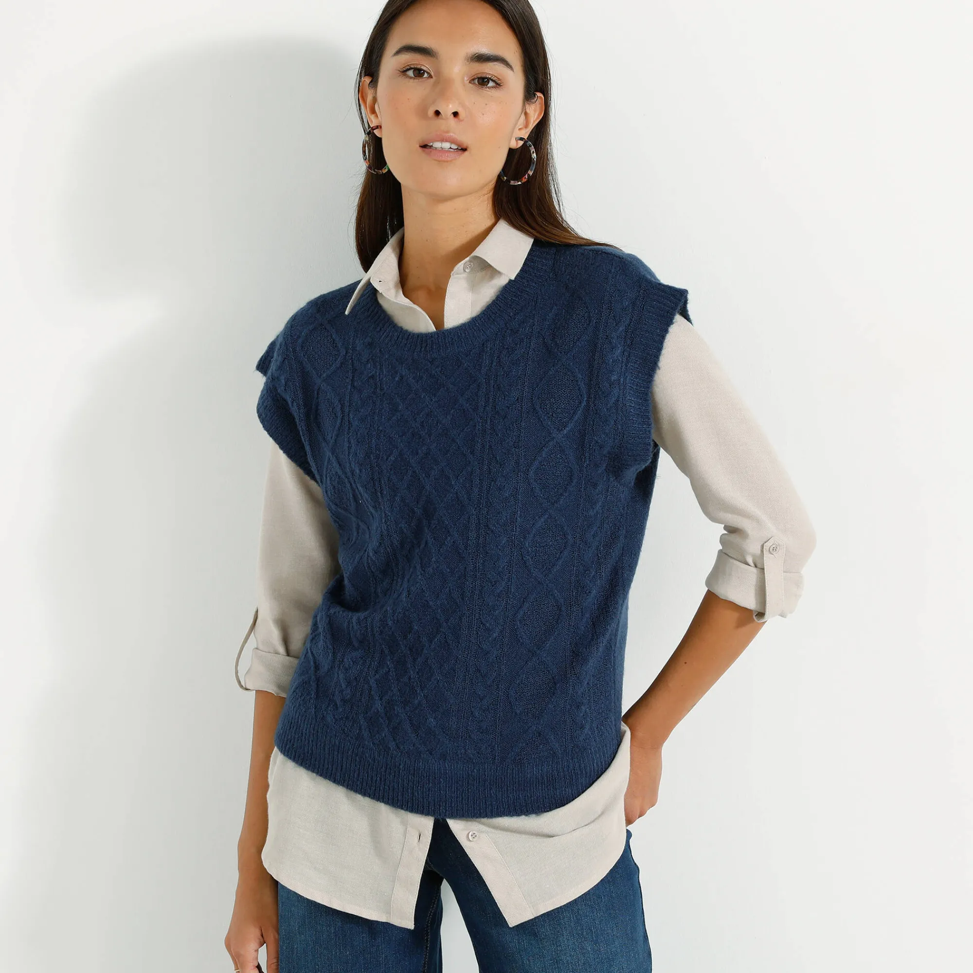 Trui En Vest<Blancheporte Mouwloze trui met kabelmotieven en afhangende schouders marine