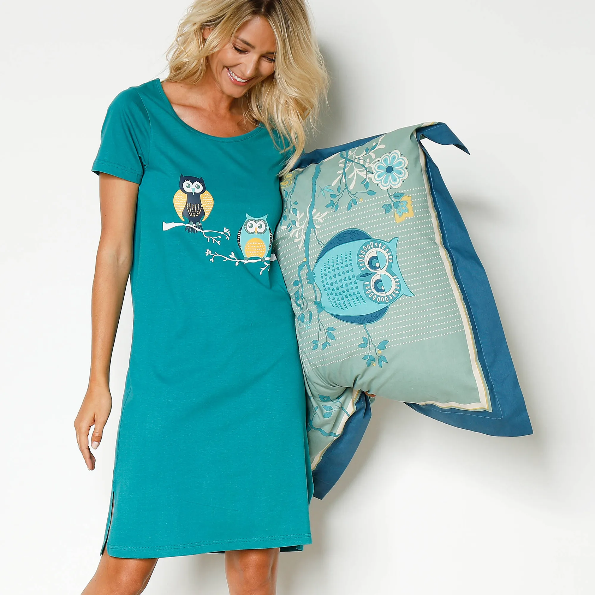 Nachthemd<Blancheporte Nachthemd met korte mouwen en uilenprint dennengroen