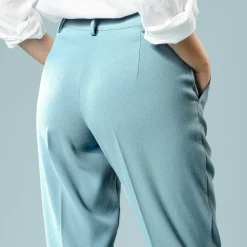 Broek|Jurk<Blancheporte Nauwsluitende 7/8-broek, speciaal voor kleine lengtes hemelsblauw