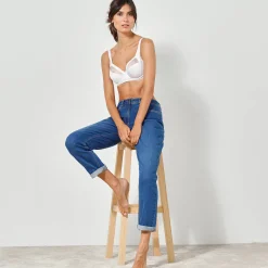 Beha<Playtex Omhullende beha "Perfect silhouette" in tule en microvezel - met beugels wit