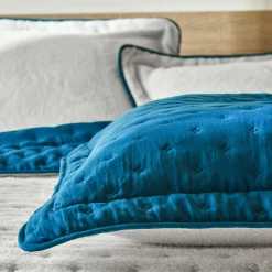 Deken En Bedsprei|Deken, Boutis En Bedsprei<Blancheporte Omkeerbaar deken in gematelasseerde microvezel/sherpa pauwblauw