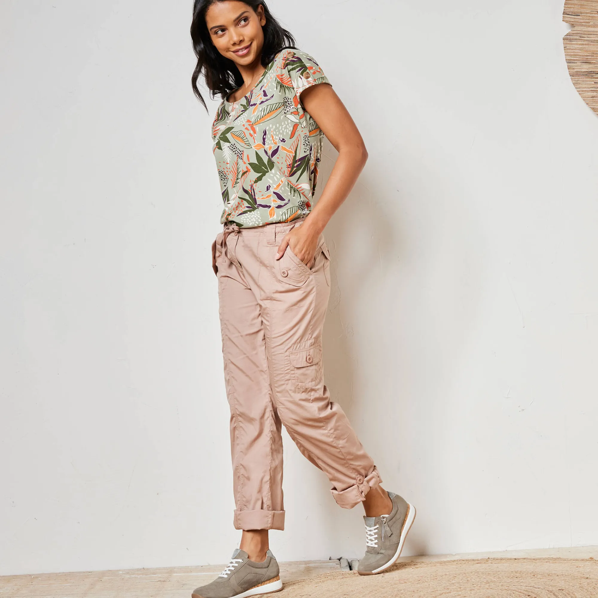 Broek<Blancheporte Oprolbare broek in battlestijl lichttaupe