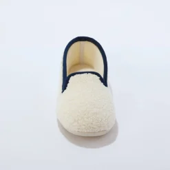 Sloffen|Sloffen<Blancheporte Pantoffels in sherpa-lusjesstof ecru / blauw