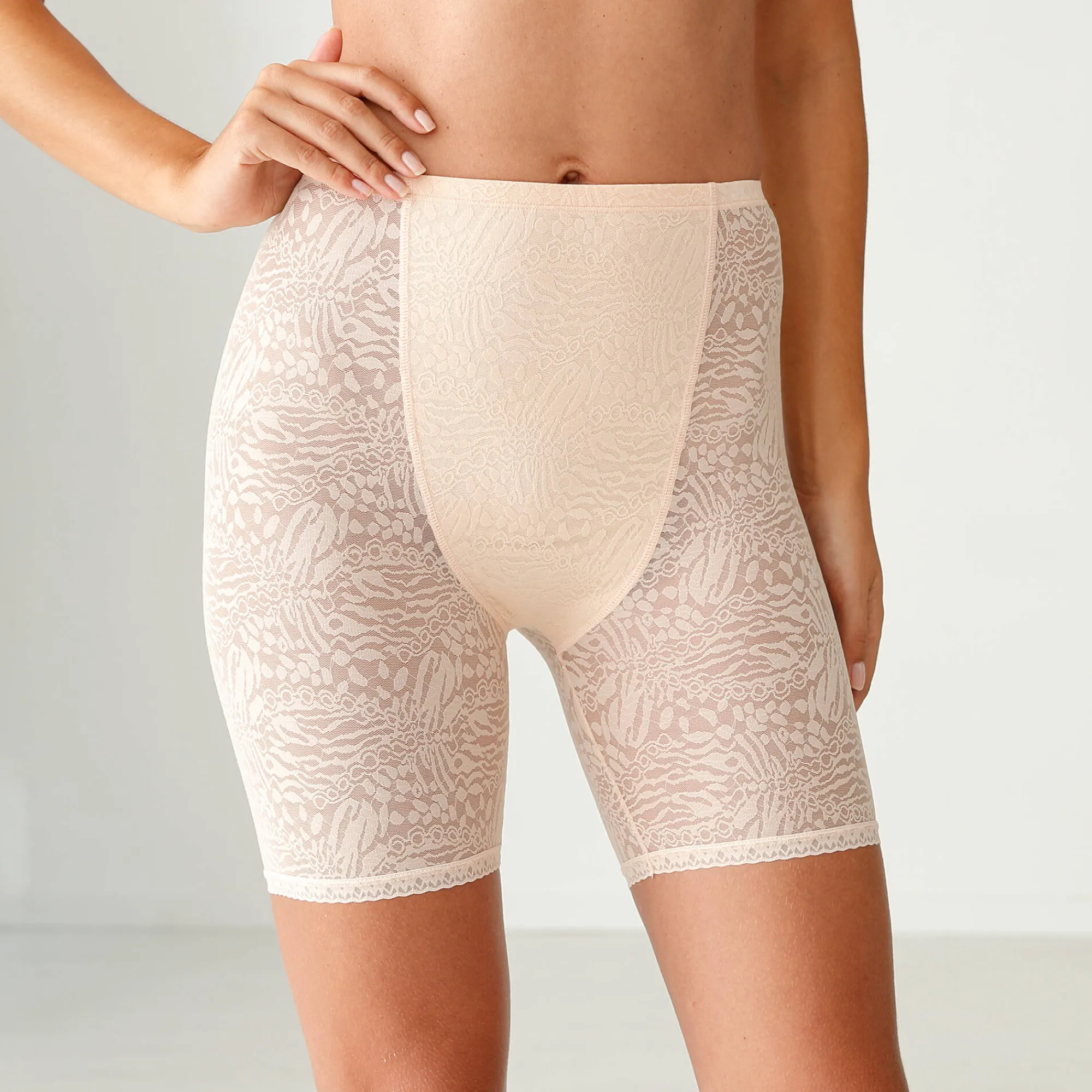 Body En Panty<Blancheporte Pantybroekje in rekbare kant - zonder zijnaden huidkleur