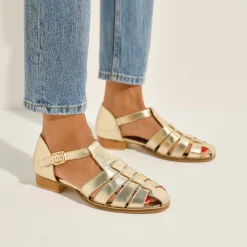 Sandalen En Espadrilles|Schoenen<Blancheporte Platte sandalen in leer goudkleurig