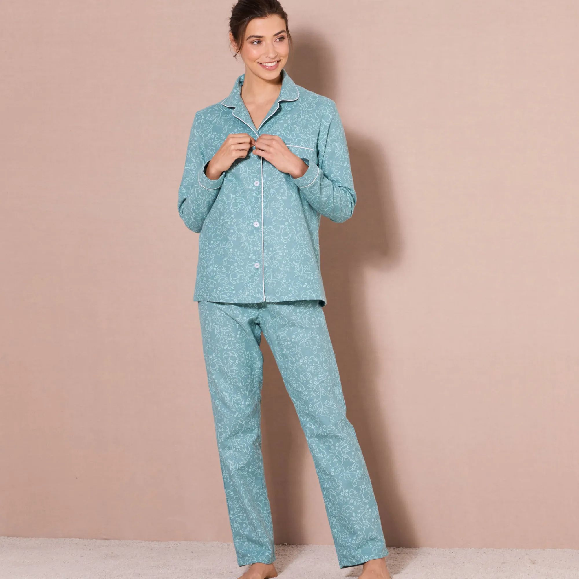 Pyjama<Blancheporte Pyjama in flanel met bloemenprint celadon