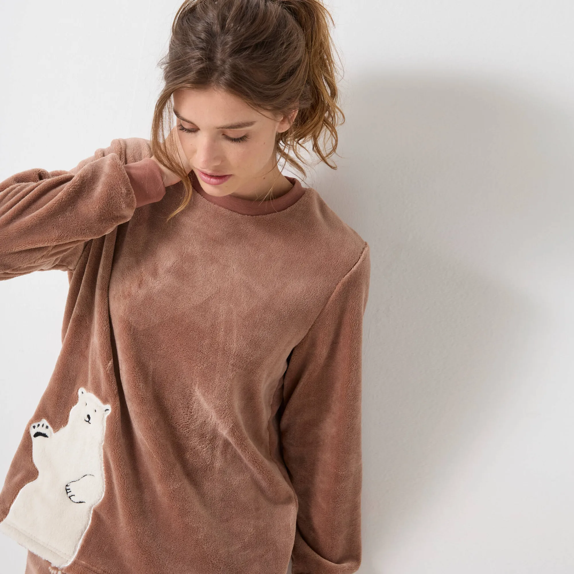 Pyjama<Blancheporte Pyjama in fleece 'ijsbeer' motief, lange mouwen karamel