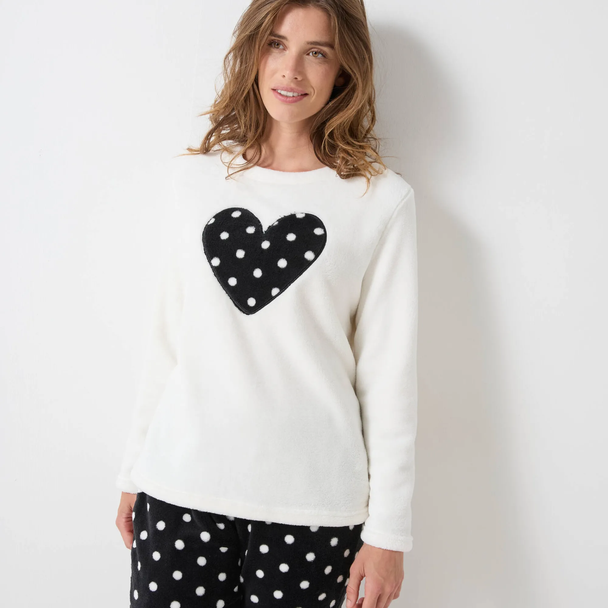Pyjama<Blancheporte Pyjama in fleece met pluchetouch, hartjes- en stippenmotief ecru / zwart
