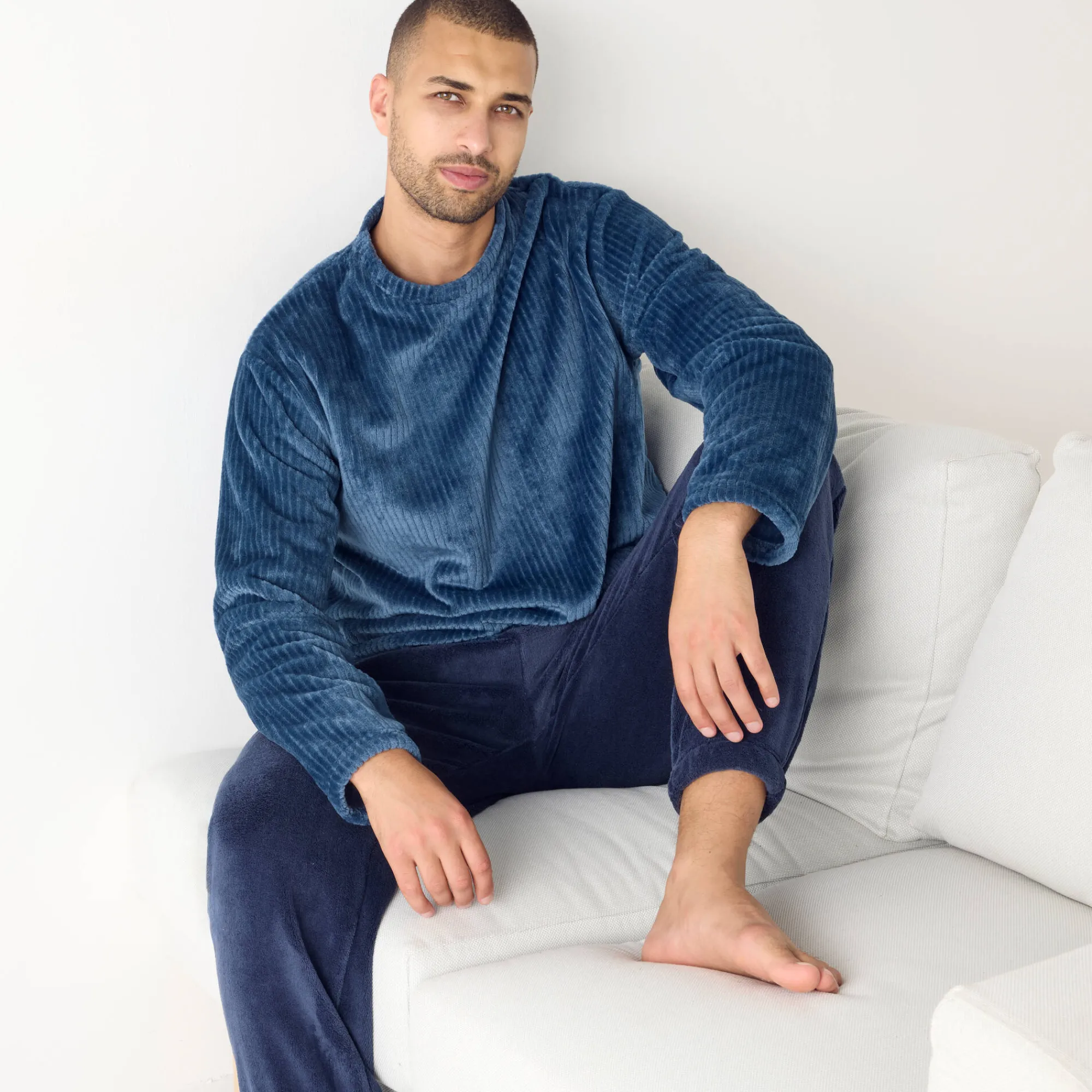 Pyjama En Kamerjas<Blancheporte Pyjama in fleecetricot met textuur, pluchen touch blauw / marine