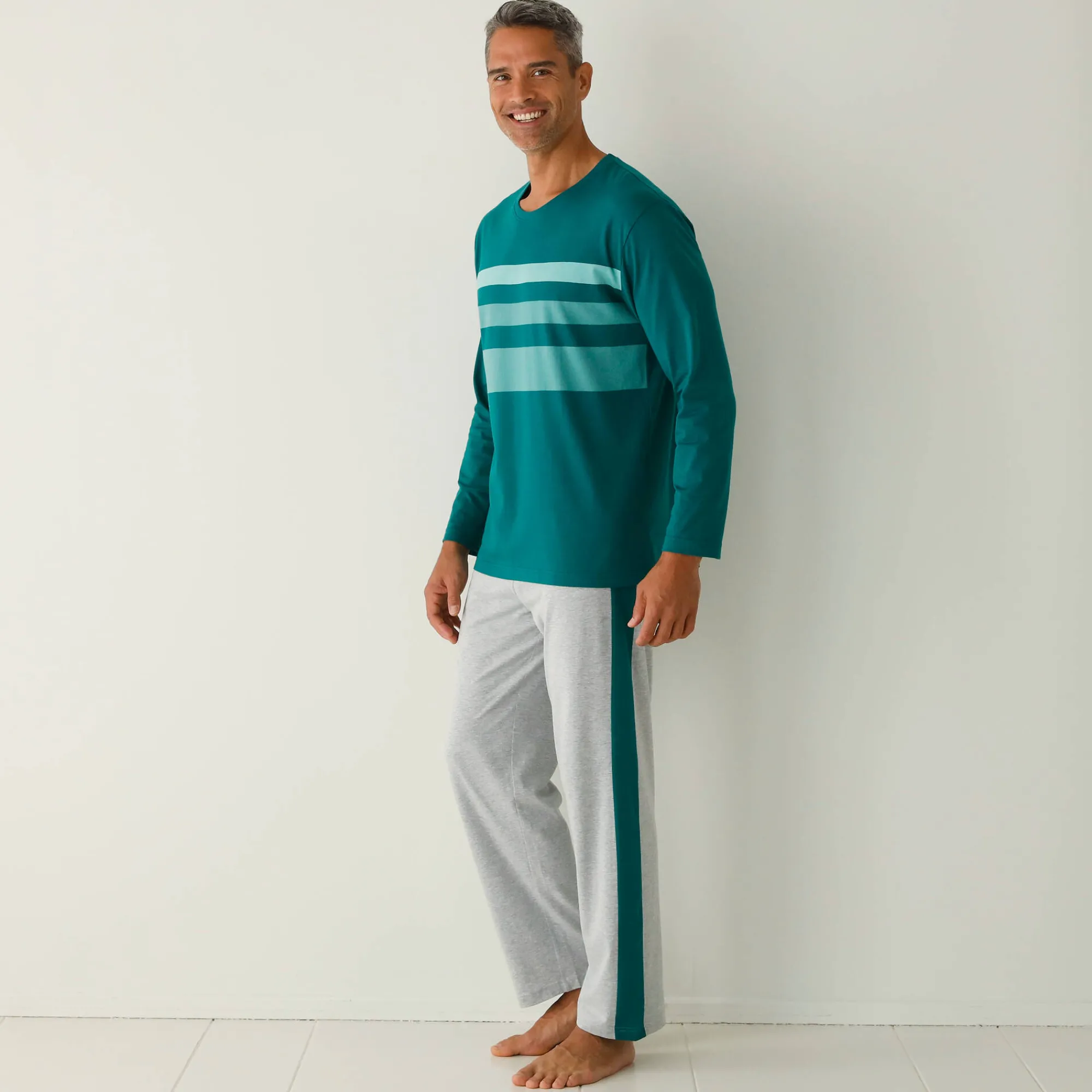 Pyjama En Kamerjas<Blancheporte Pyjama in katoen, geplaatste strepen, ronde hals groen / grijs