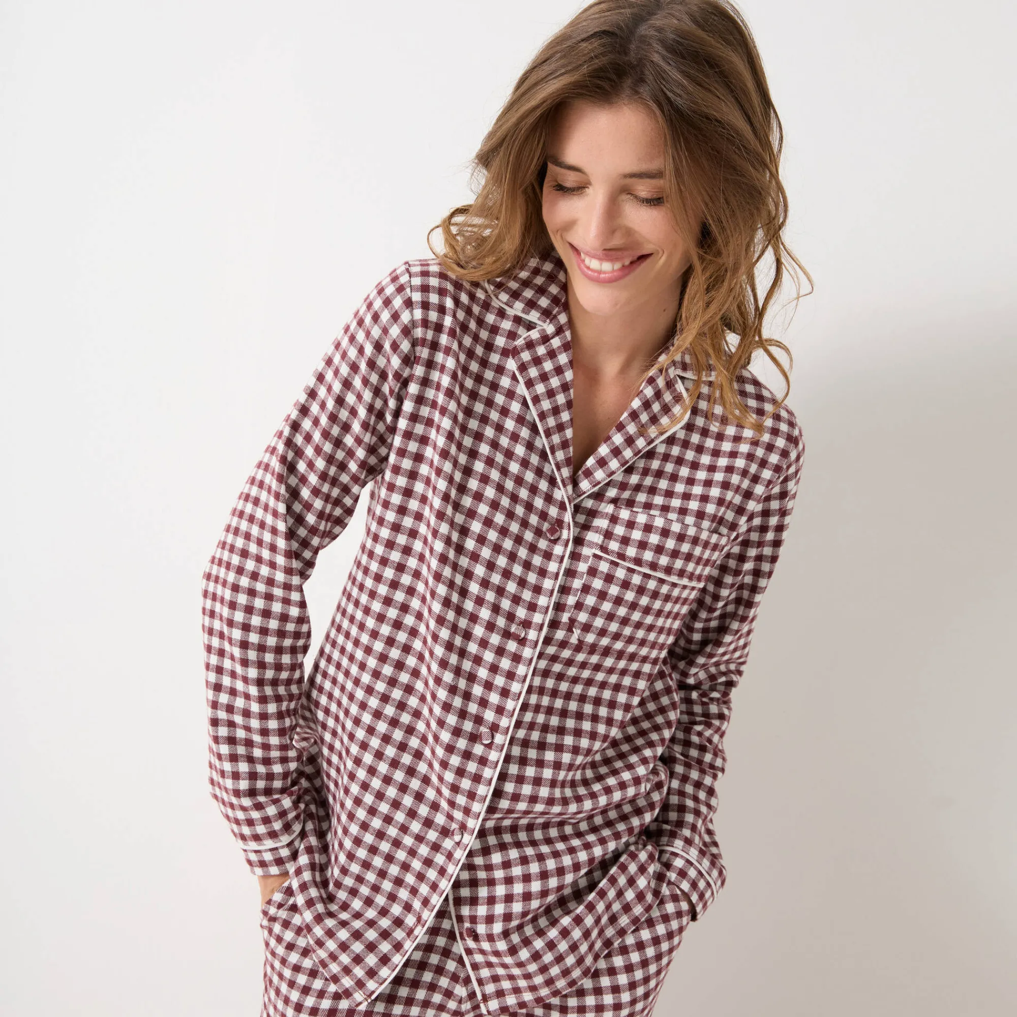 Pyjama<Blancheporte Pyjama met knoopsluiting en lange mouwen, in flanel met ingeweven vichymotief chocolade / ecru