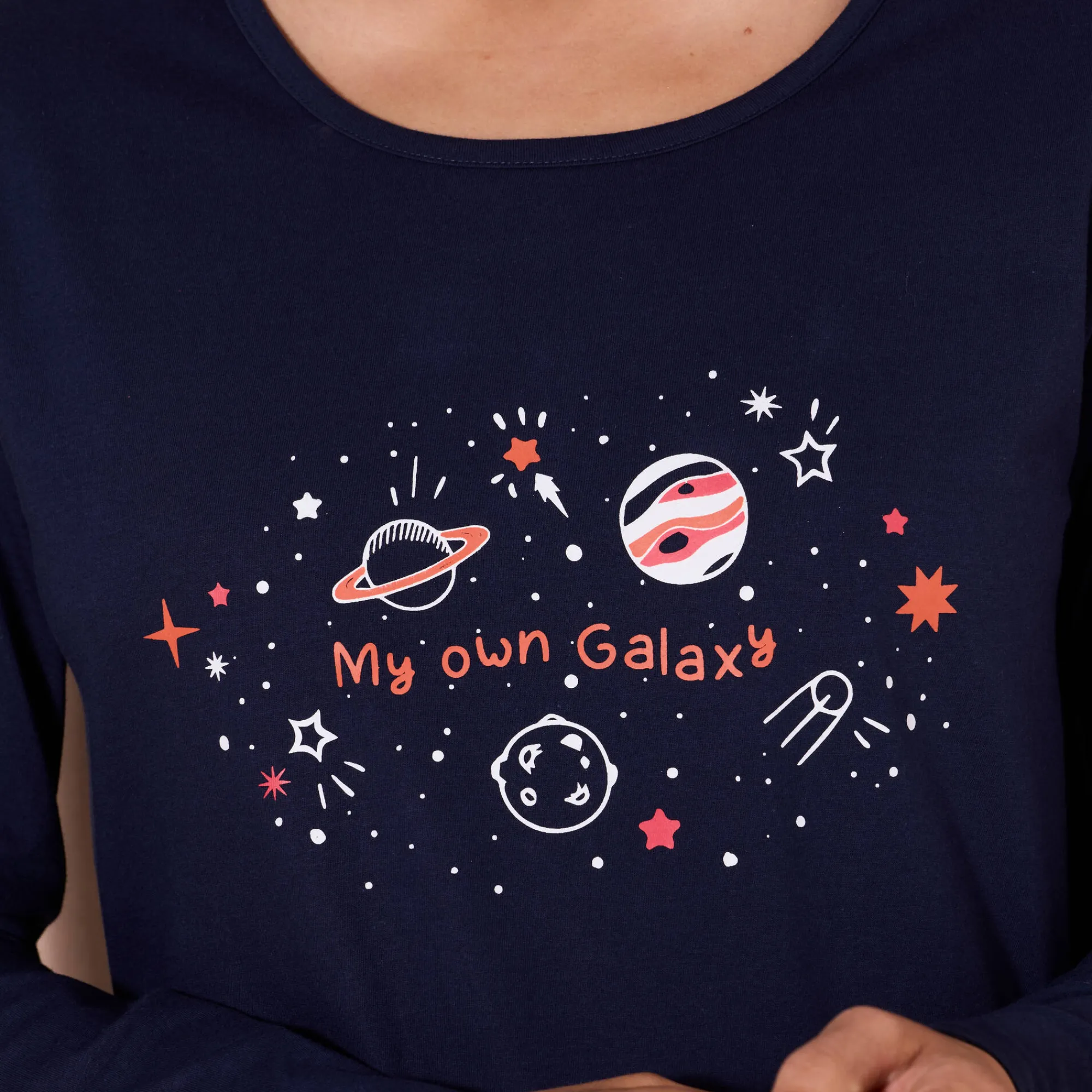 Pyjama<Blancheporte Pyjama met lange mouwen en "galaxy" motief marine