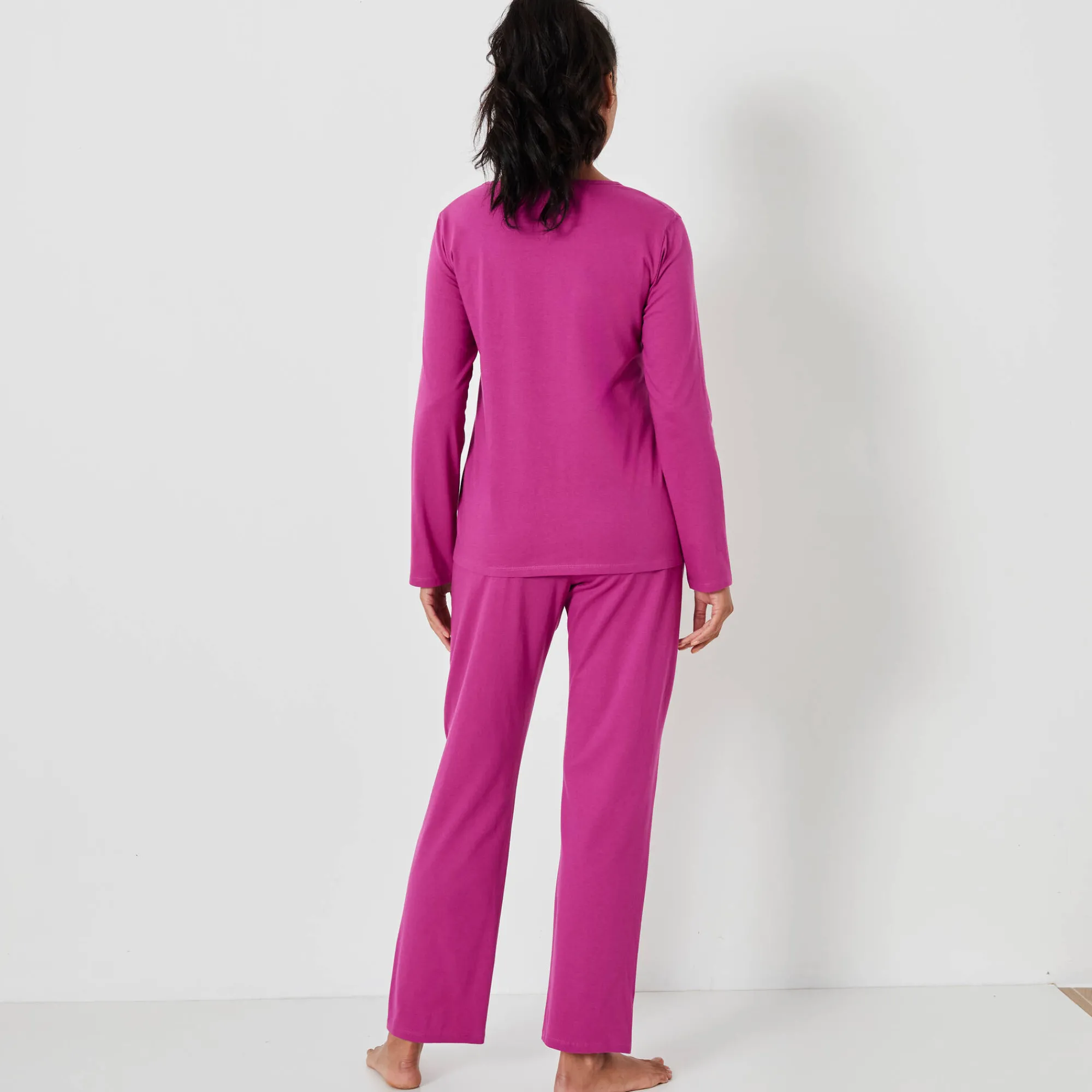 Pyjama<Blancheporte Pyjama met lange mouwen en rozettenmotief violine