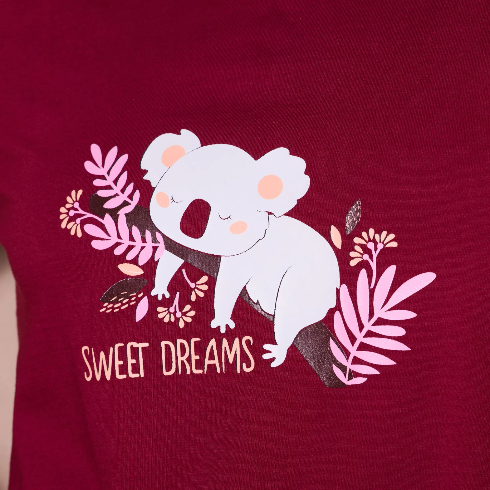 Pyjama<Blancheporte Pyjama met lange mouwen en "koala" motief kersenrood