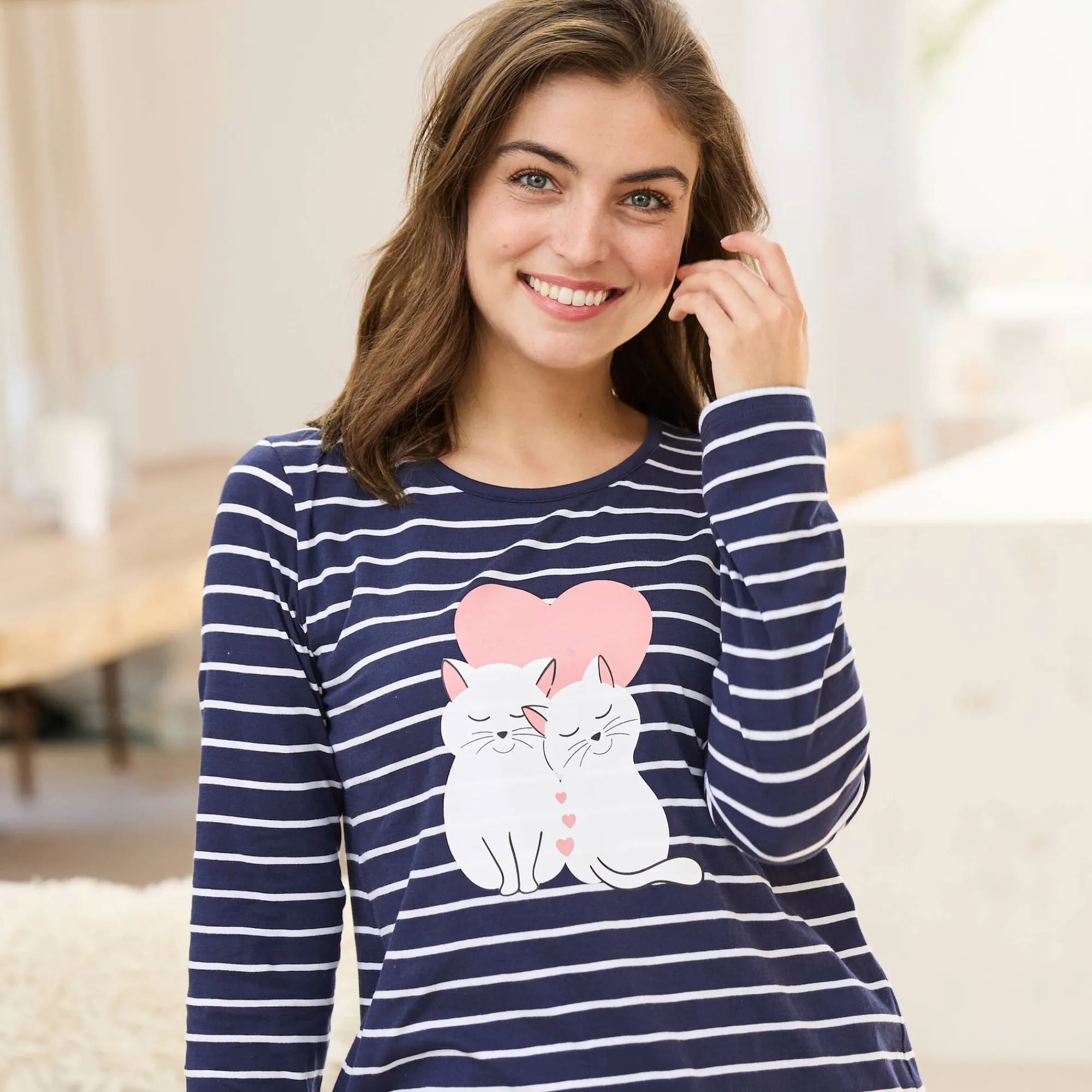Pyjama<Blancheporte Pyjama met lange mouwen en poesjesmotief marine