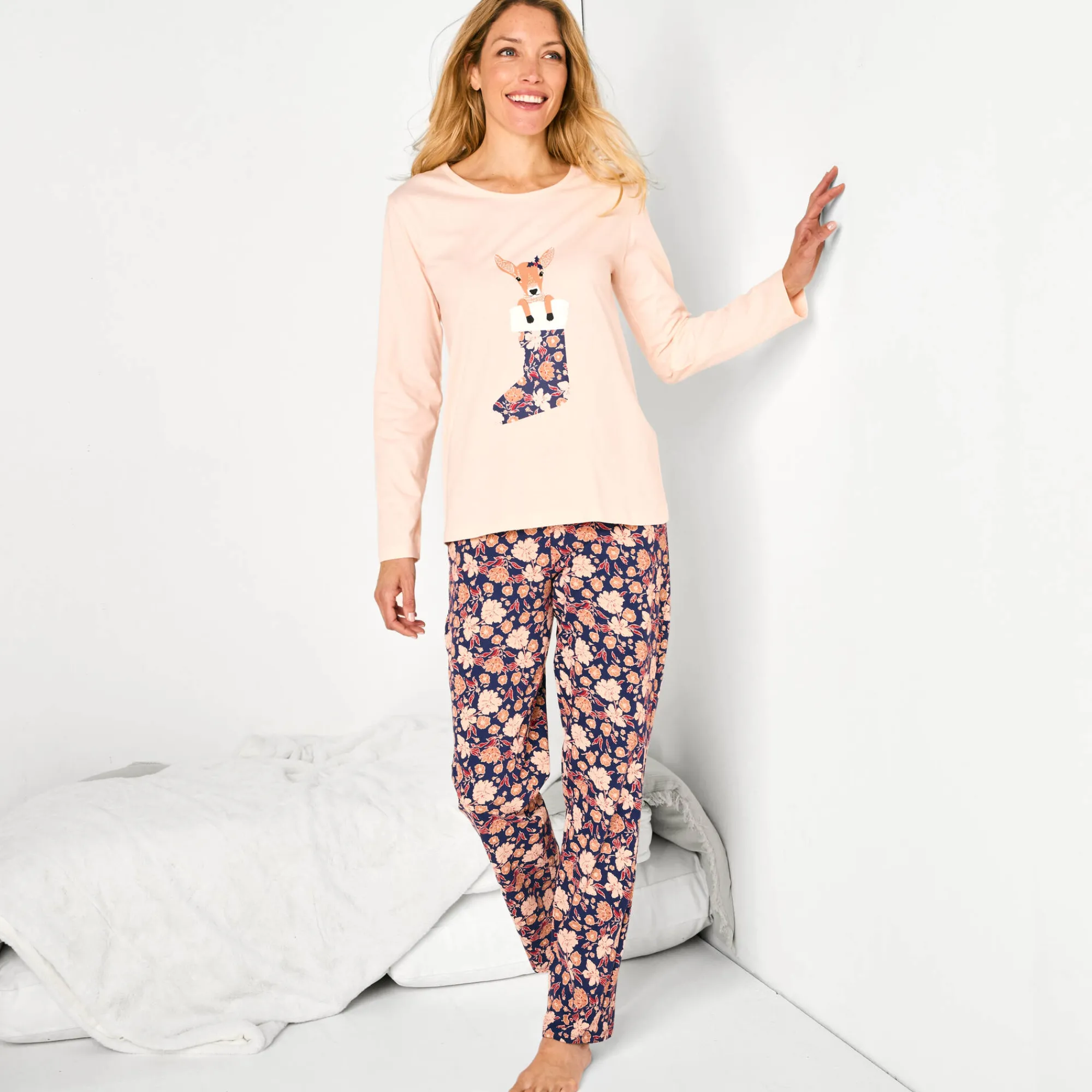 Pyjama<Blancheporte Pyjama met "ree" print - bijpassend tasje gratis perzik