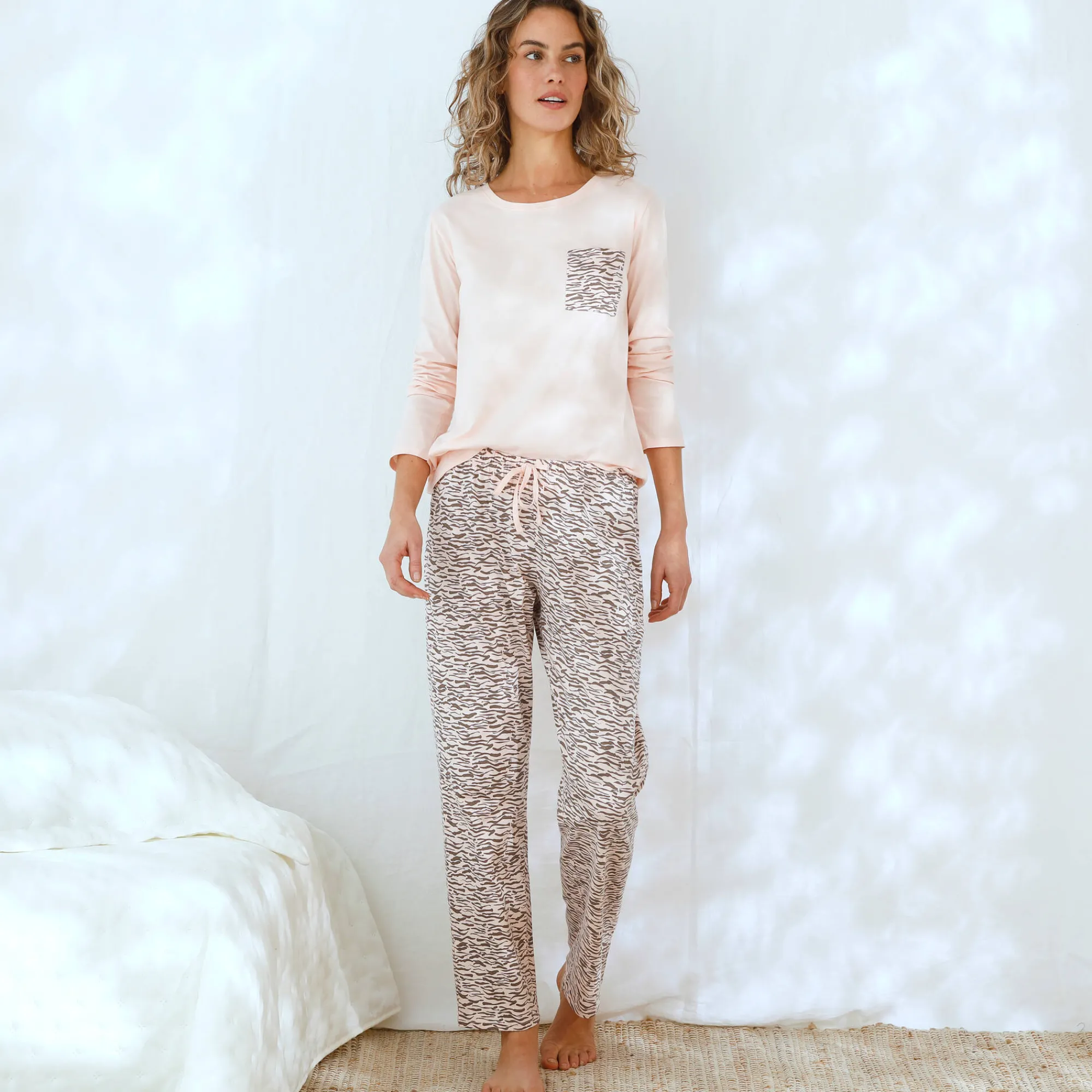 Pyjama<Blancheporte Pyjama met zebraprint roze / taupe