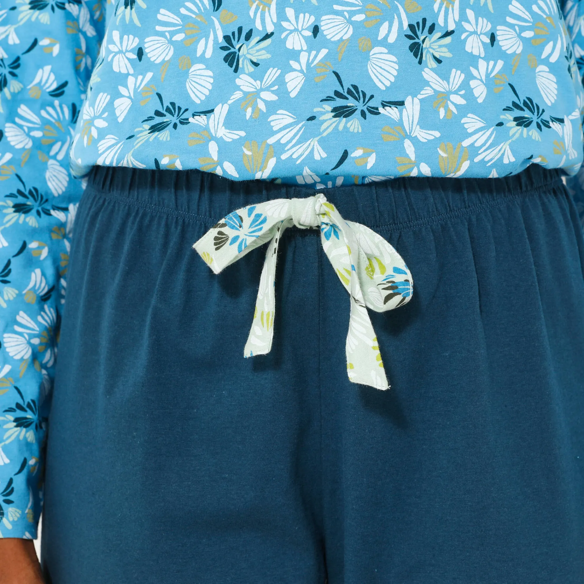 Pyjama<Blancheporte Pyjamabroek in katoen met geplaatste bloemblaadjesprint donkerblauw