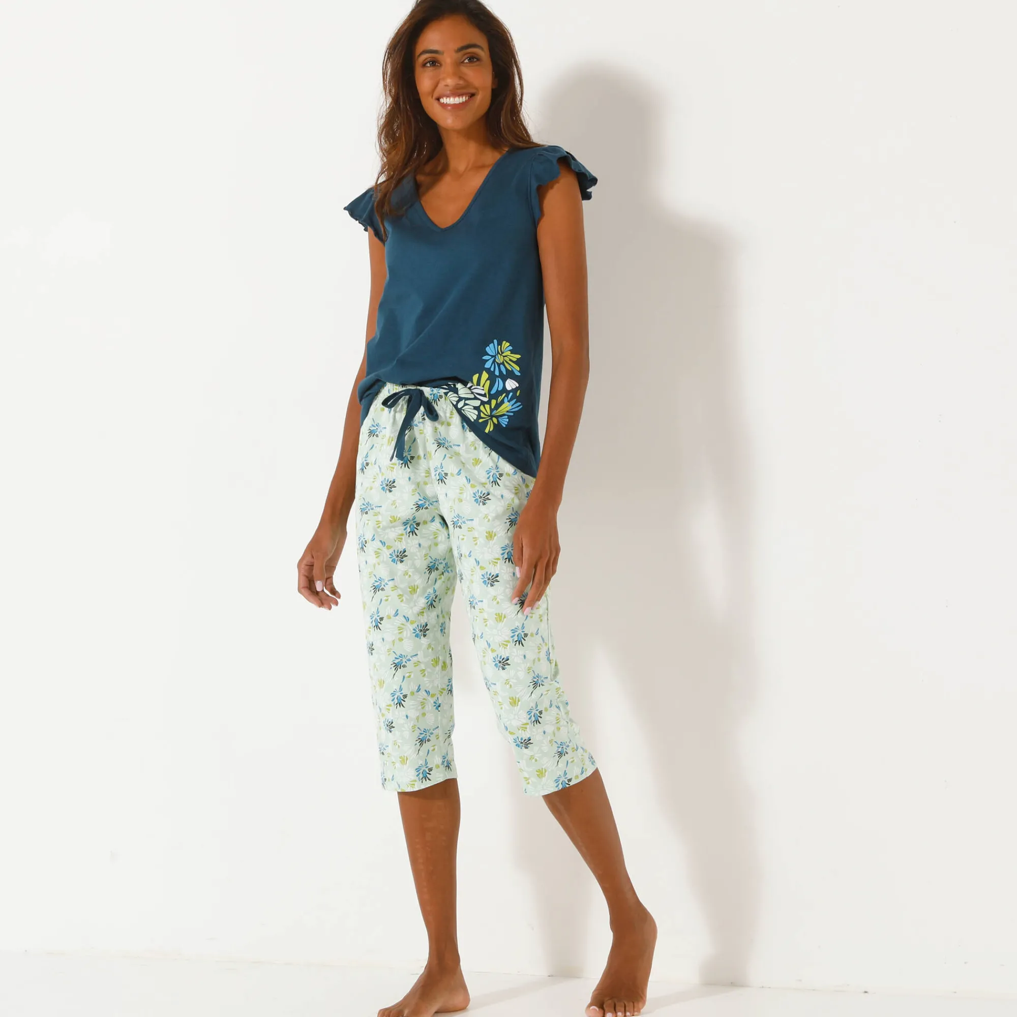 Pyjama<Blancheporte Pyjamashirt met korte mouwen en geplaatste bloemblaadjesprint donkerblauw