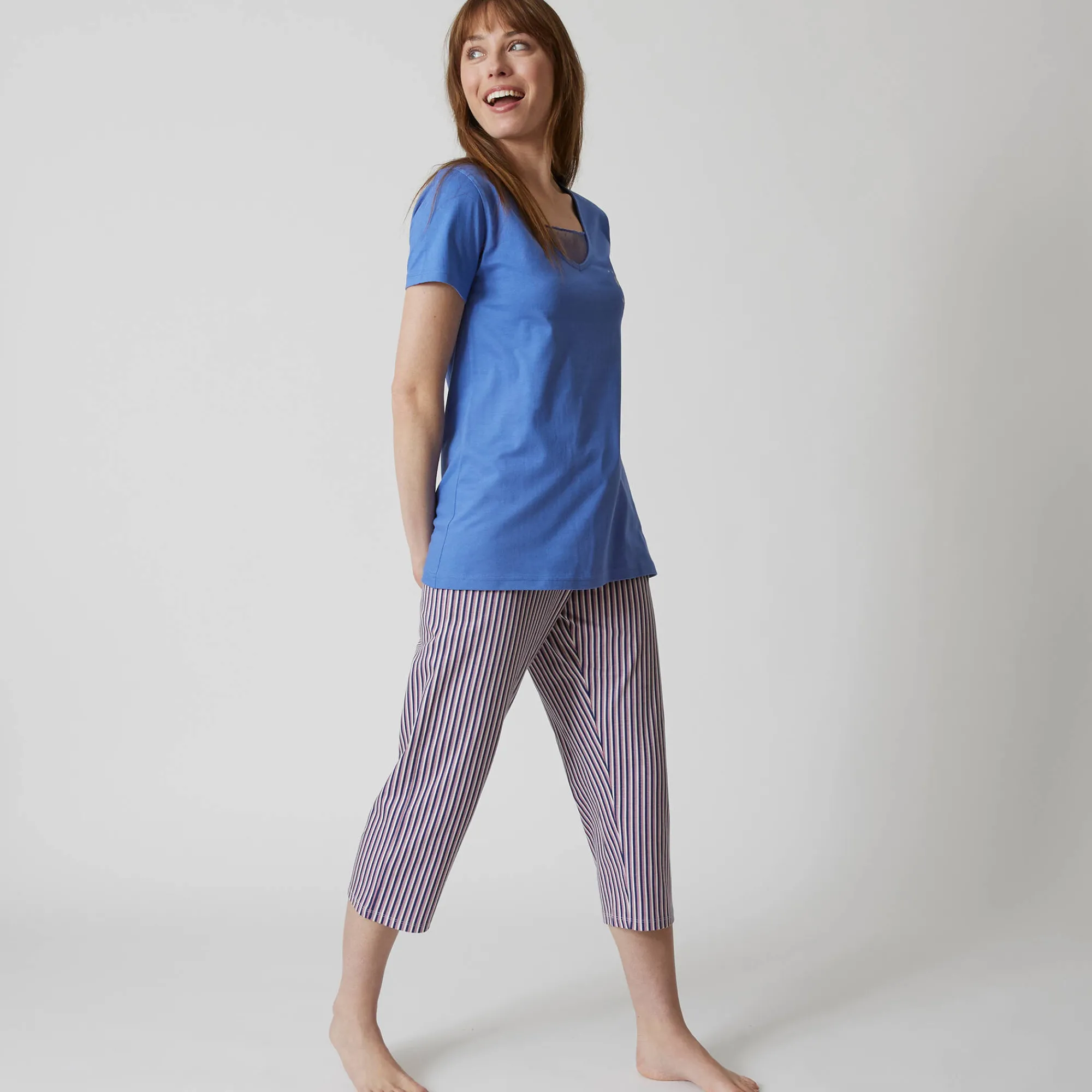 Pyjama<Blancheporte Pyjamashirt met korte mouwen en bloemenmotief jeansblauw