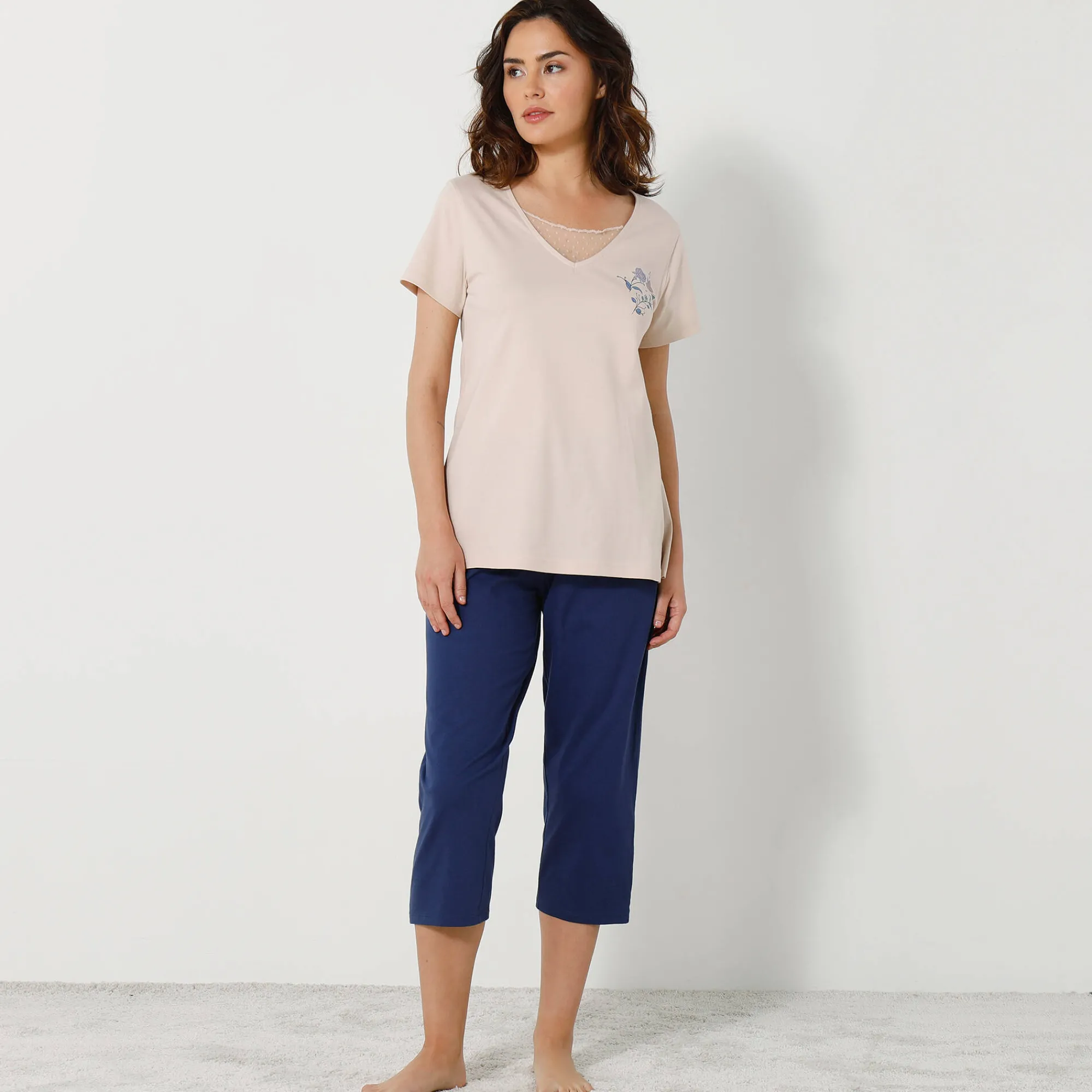 Pyjama<Blancheporte Pyjamashirt met korte mouwen en bloemenmotief zandkleur