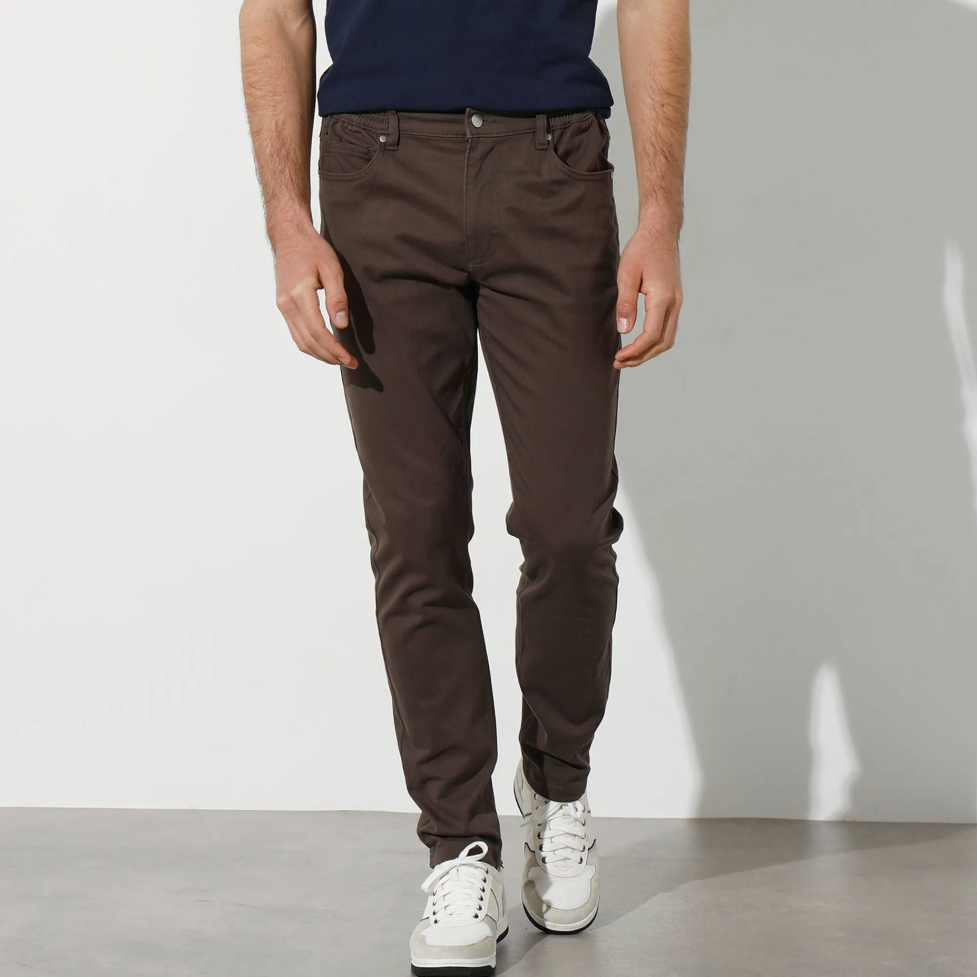 Broek<Blancheporte Rechte broek in rekbare twill chocolade