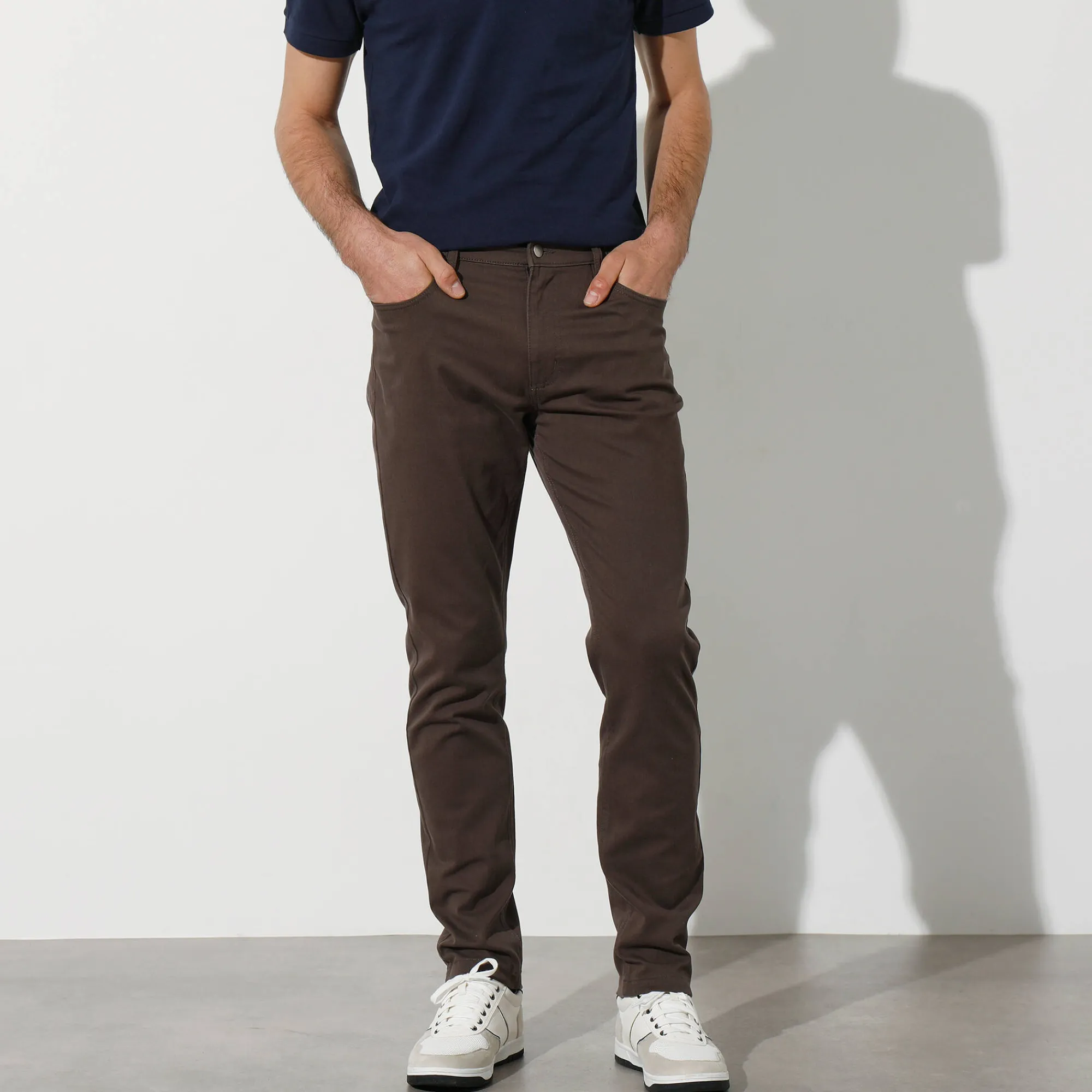 Broek<Blancheporte Rechte broek in rekbare twill chocolade