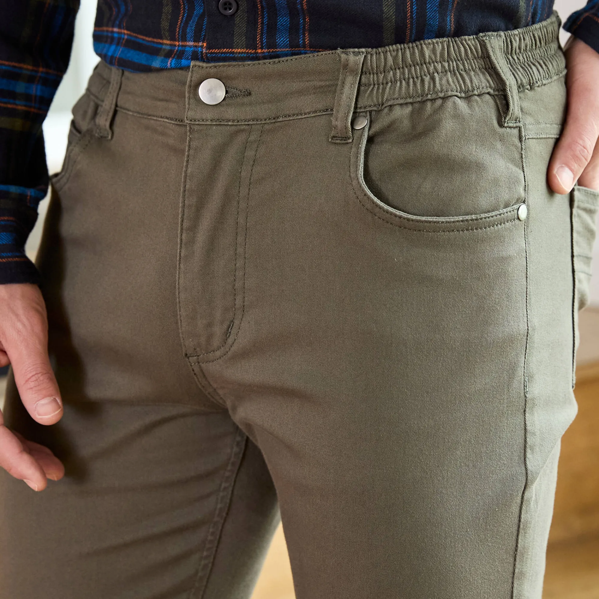 Broek<Blancheporte Rechte broek in rekbare twill kaki