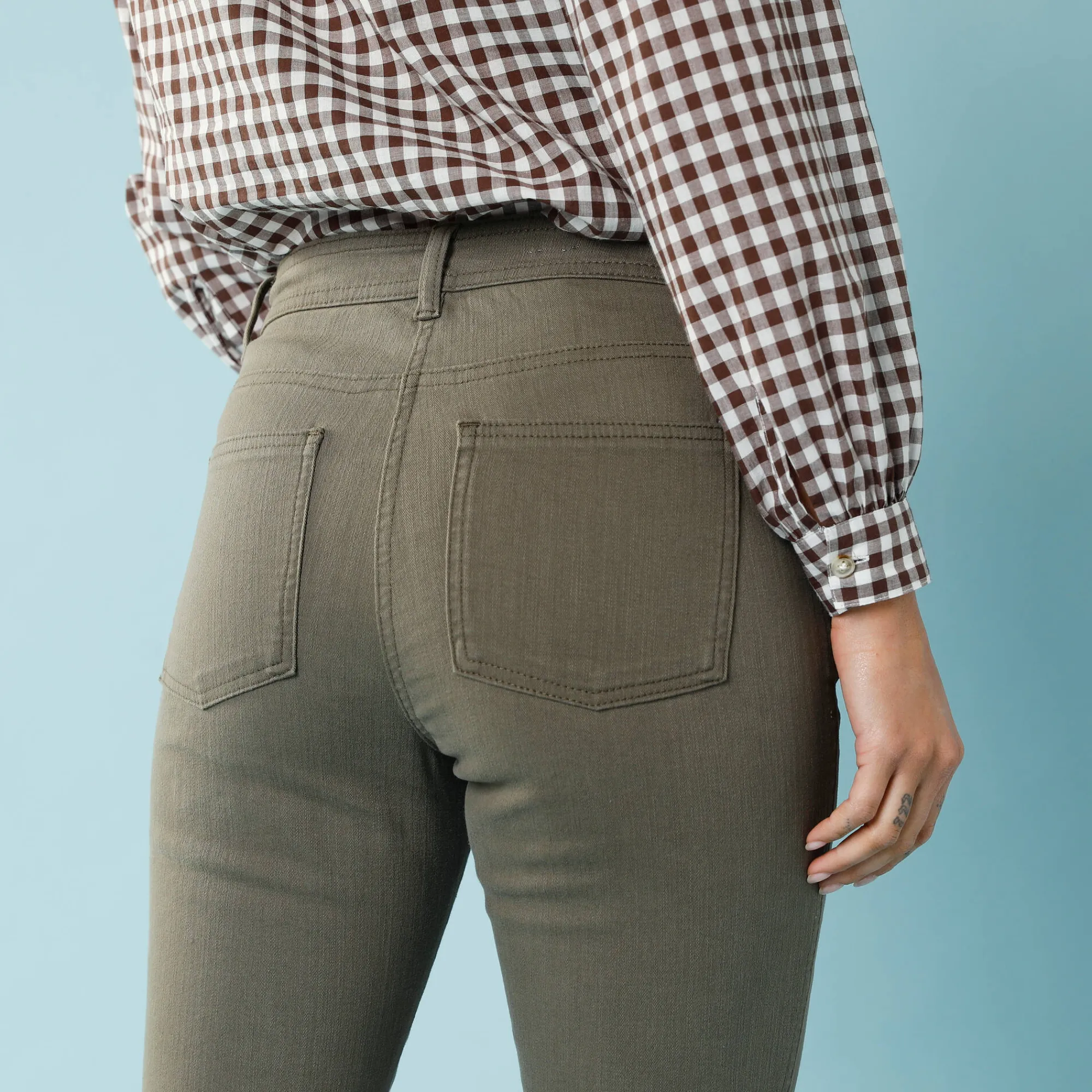 Broek<Blancheporte Rechte broek met deelnaden, speciaal voor kleine lengtes olijfgroen