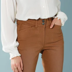 Broek<Blancheporte Rechte broek met deelnaden, speciaal voor kleine lengtes hazelnootbruin