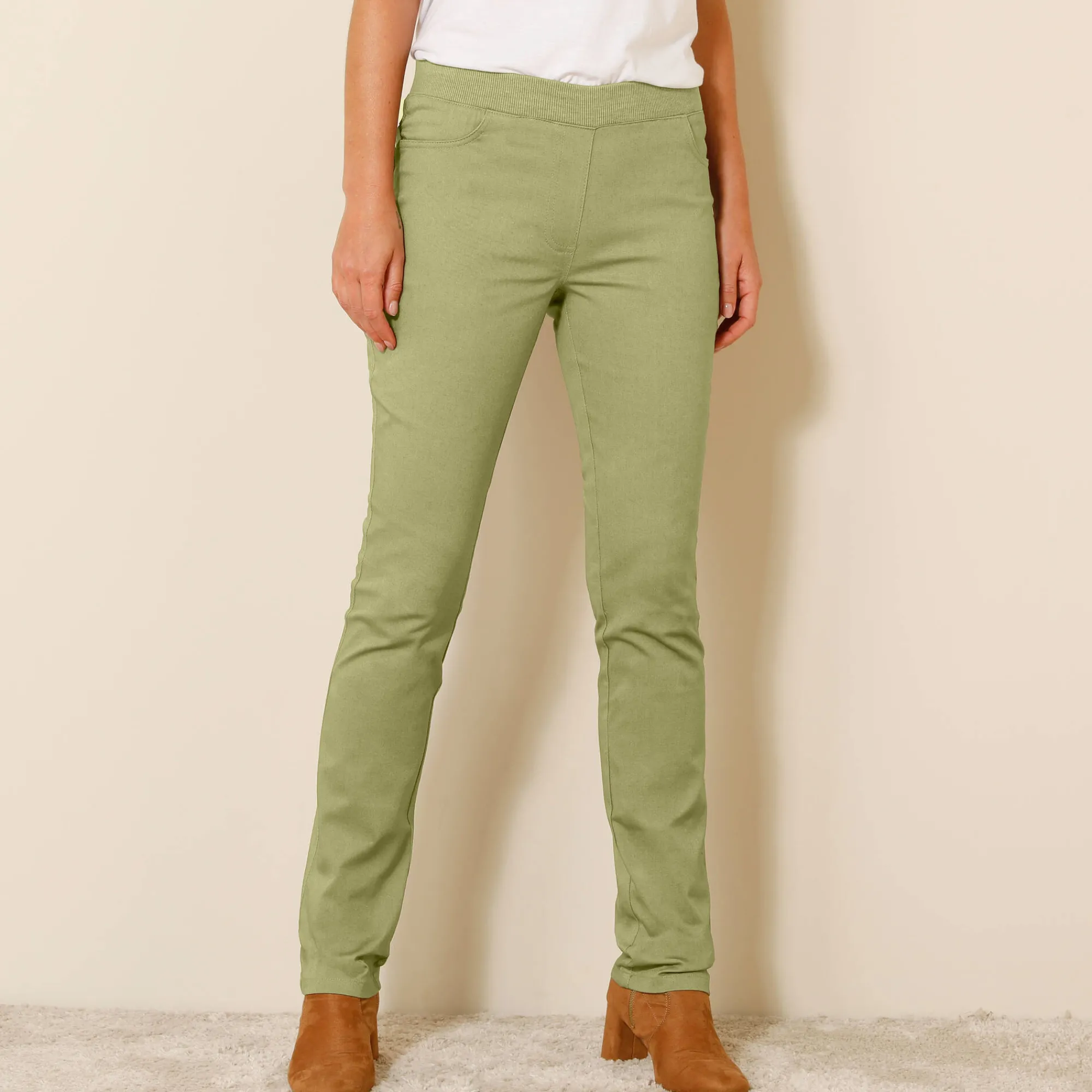 Broek<Blancheporte Rechte broek met elastische taille lindegroen