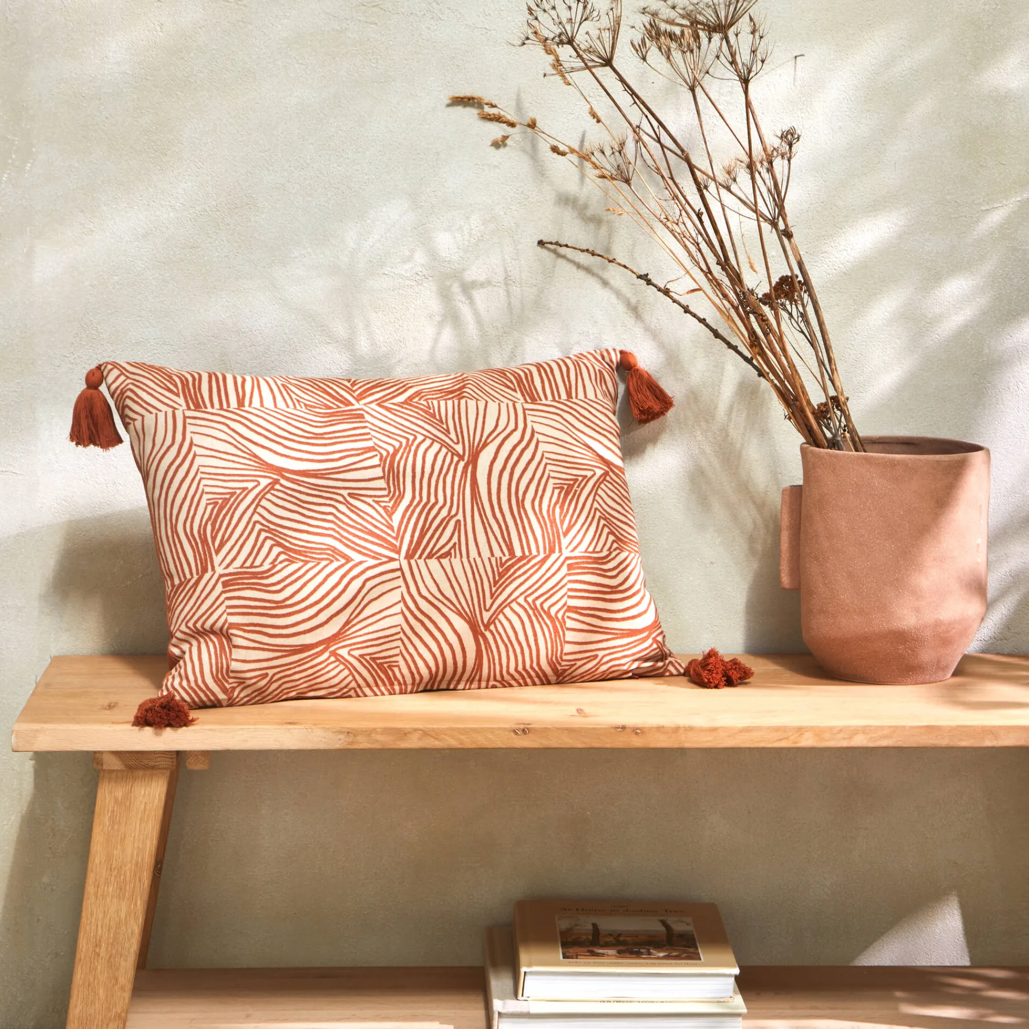 Kussen<Blancheporte Rechthoekig kussen met pootjesprint naturel / terracotta