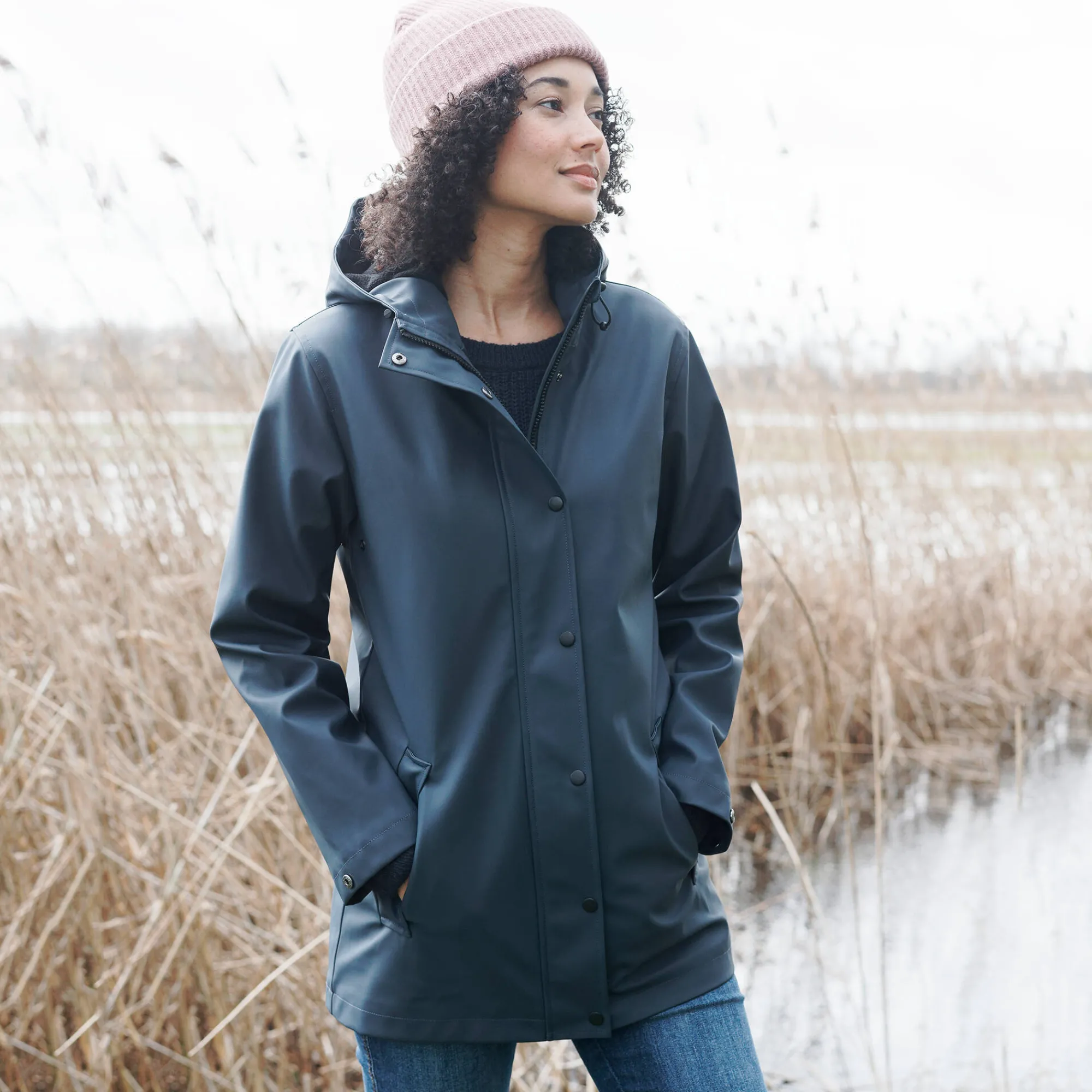 Parka En Donsjas<Blancheporte Regenjas in toile cirée van gerecycleerd polyester(**) marine