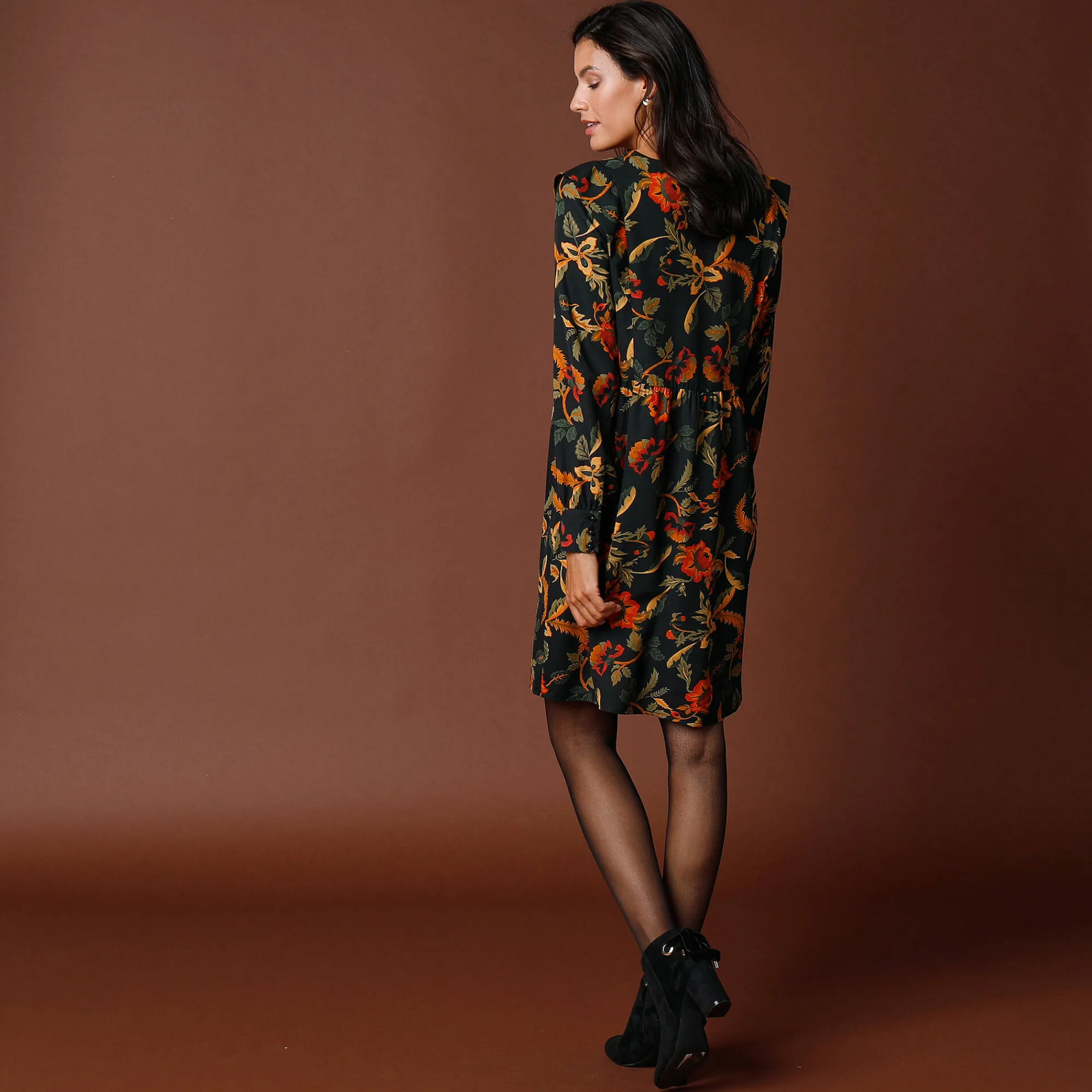 Feestoutfits Dames|Jurk<Blancheporte Ruime, bedrukte jurk zwart / bronskleur