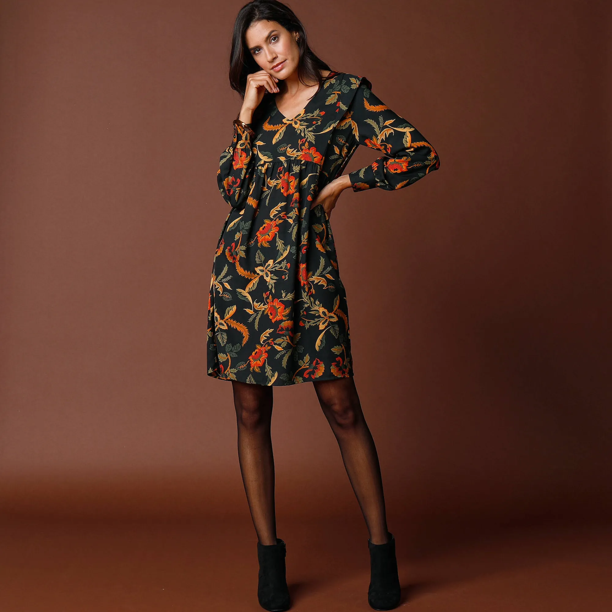 Feestoutfits Dames|Jurk<Blancheporte Ruime, bedrukte jurk zwart / bronskleur