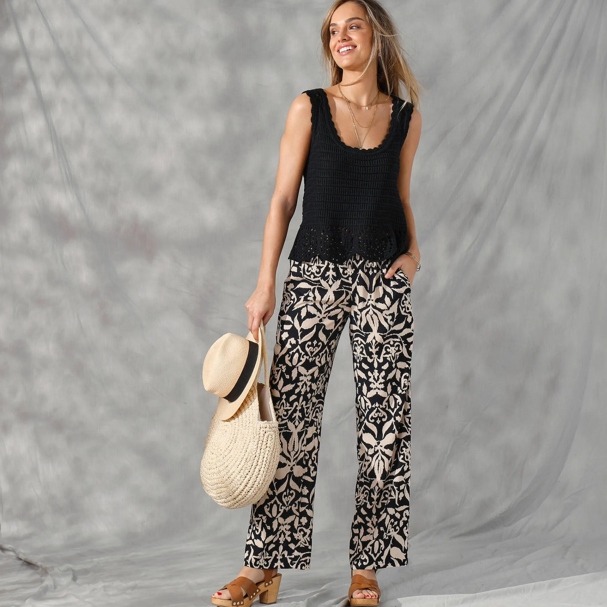 Broek<Blancheporte Ruime, soepele broek, tweekleurige etnische print zwart / beige