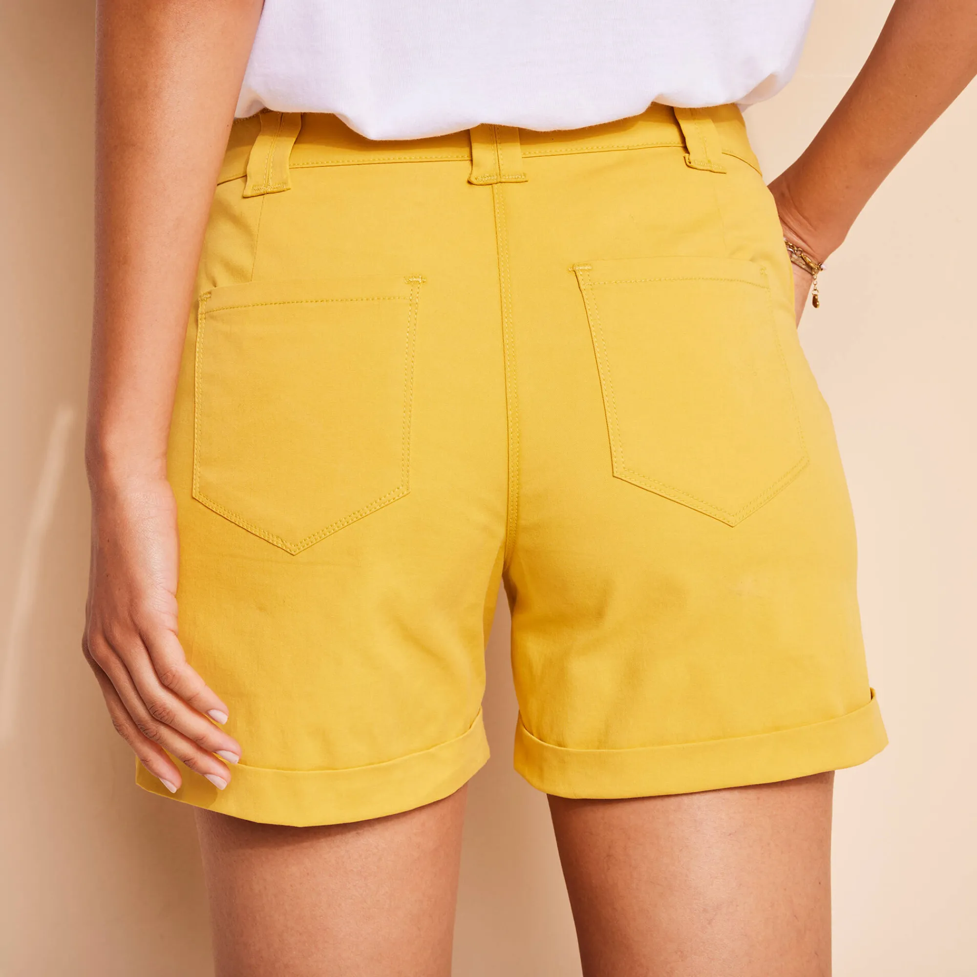 Short<Blancheporte Short in stretchkatoen saffraangeel