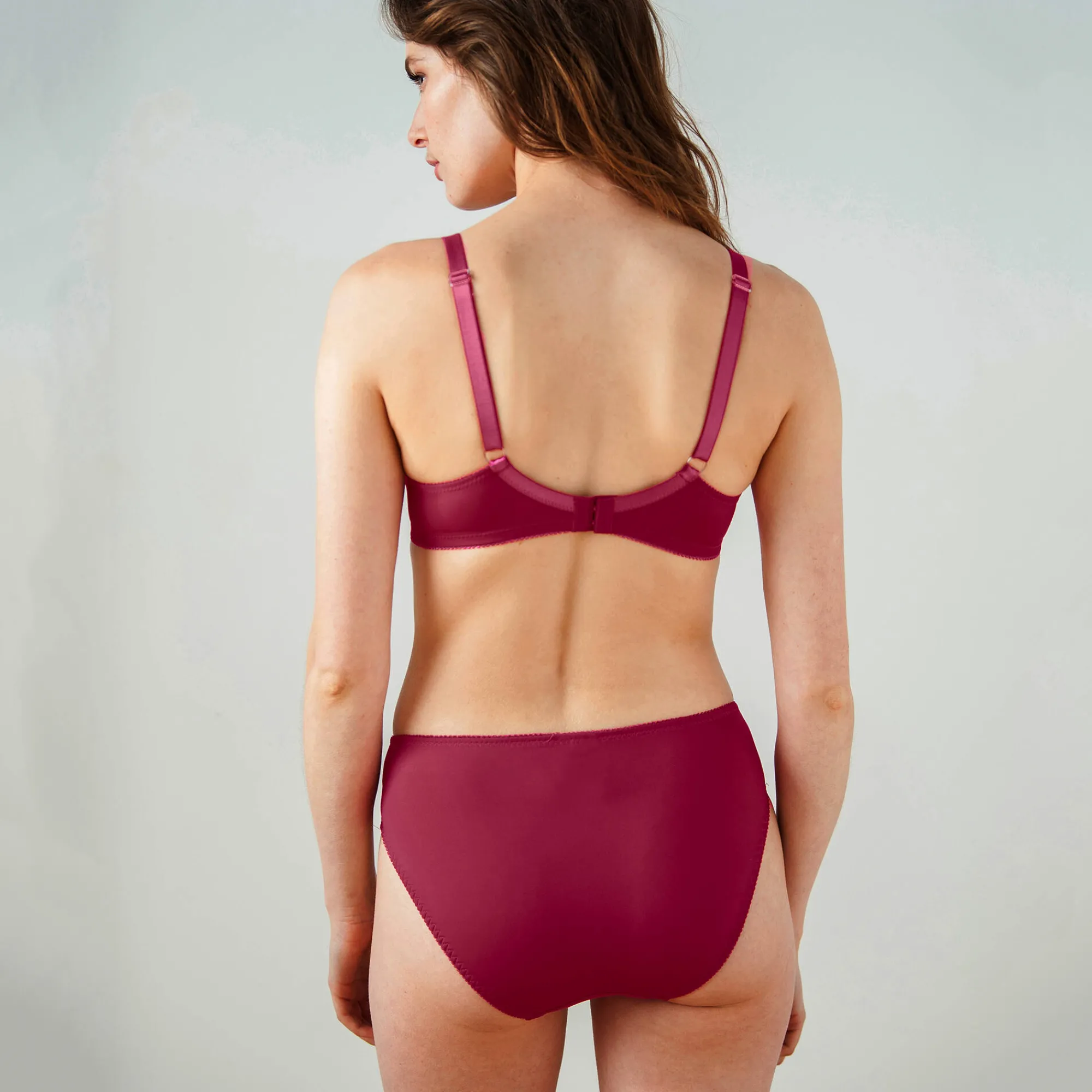 Slip En Shorty<Confidence Lingerie Slip in microvezel en geborduurde tule Caminata kersenrood