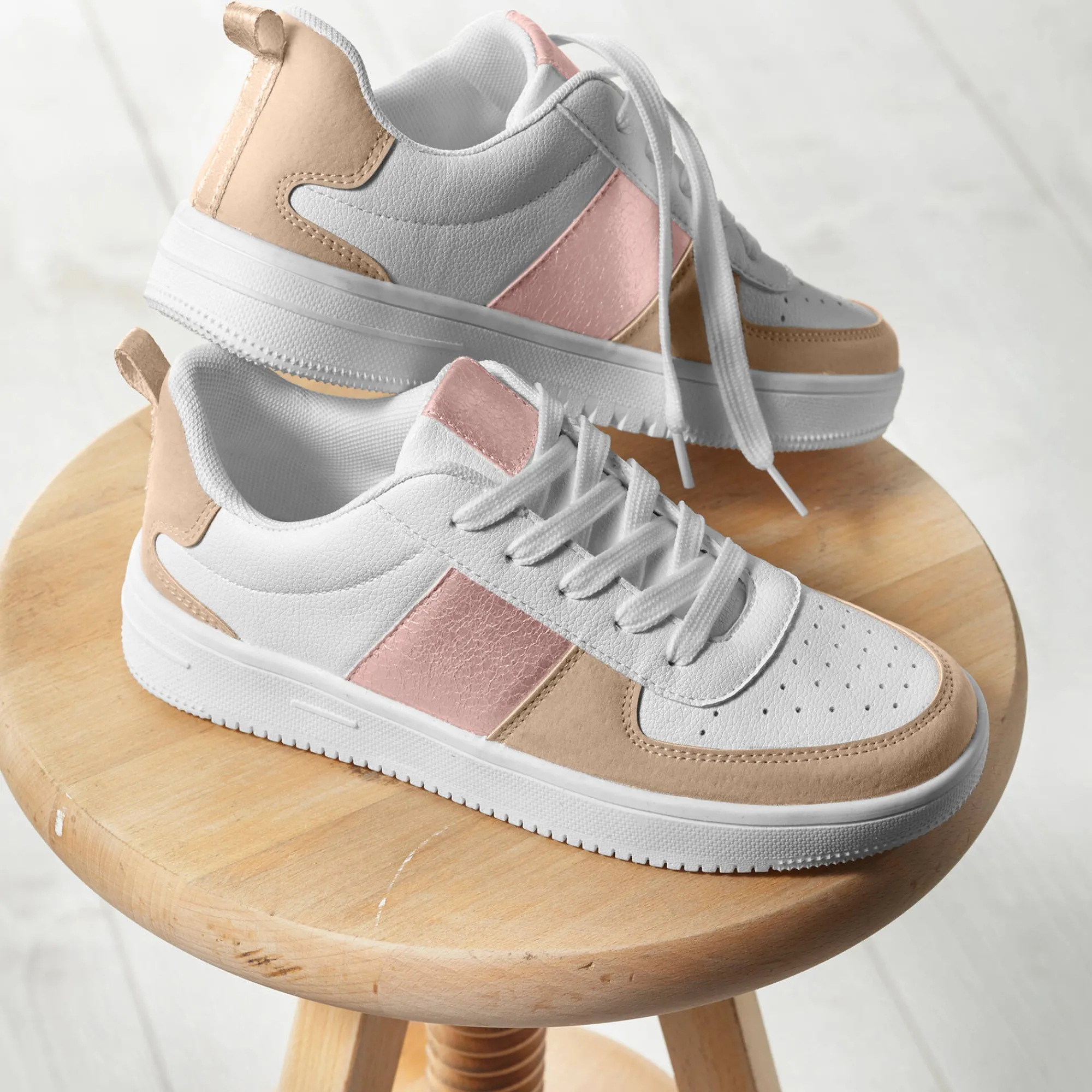 Baskets En Sneakers|Schoenen<Blancheporte Sneakers met platformzool en veters wit / beige