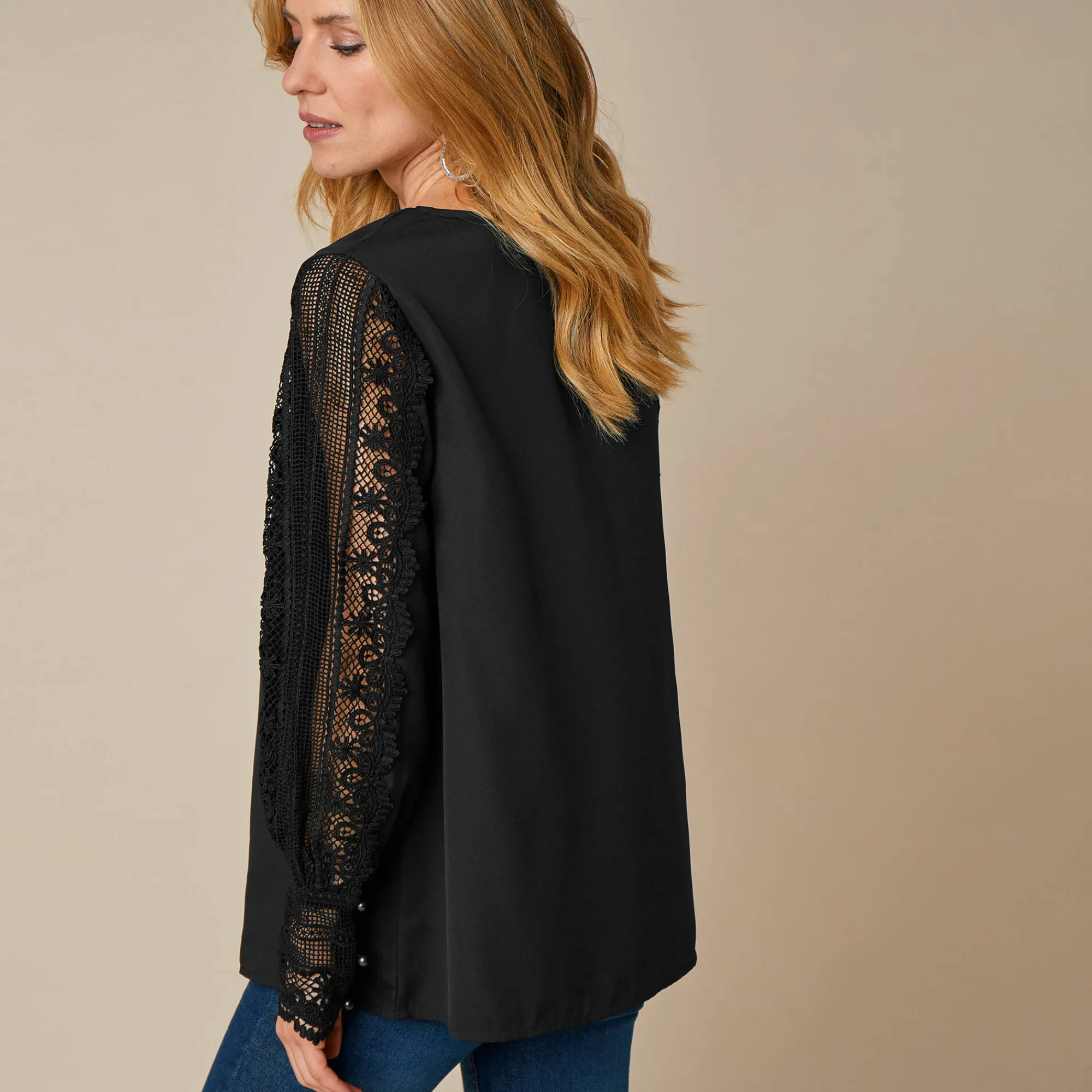 Feestoutfits Dames|Bloes En Tuniek<Blancheporte Soepele bloes met V-hals en lange mouwen, in macramé zwart