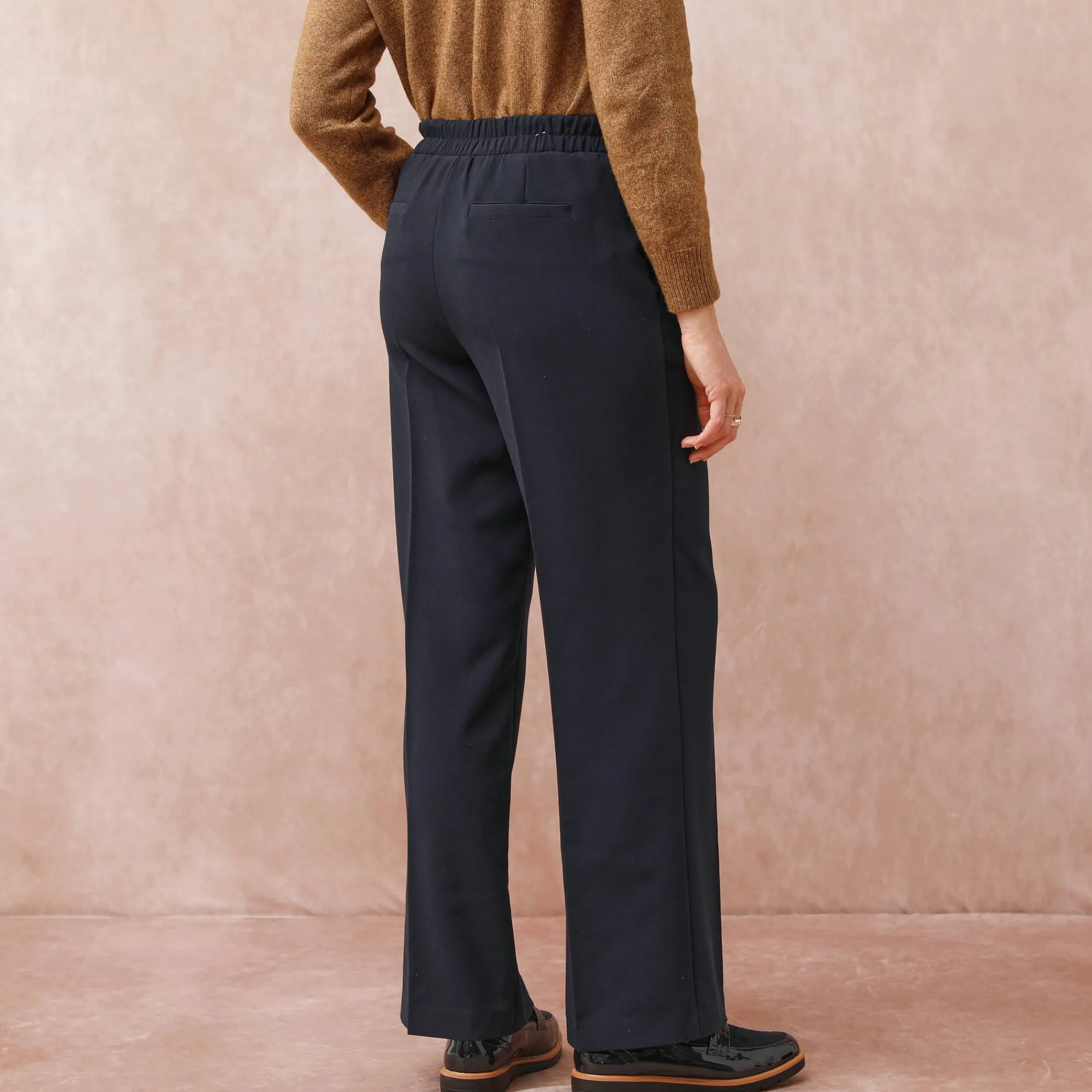 Broek<Blancheporte Soepele broek met knooppandeffect marine