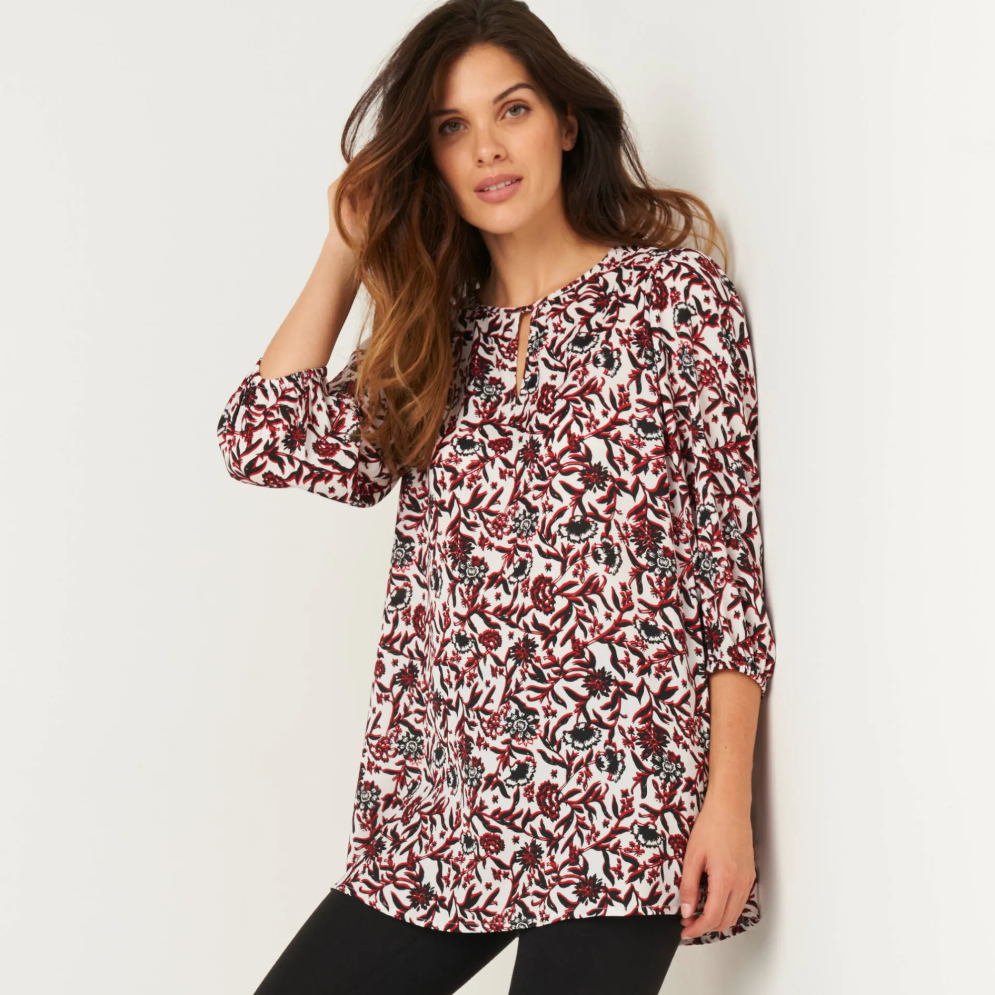 Feestoutfits Dames|Bloes En Tuniek<Blancheporte Soepele tuniek met bloemenprint, 3/4-mouwen zwart / rood