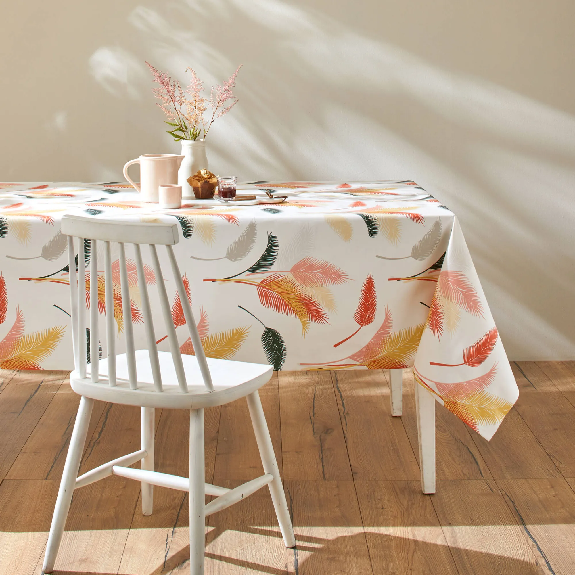 Tafelkleed<Blancheporte Tafellaken in toile cirée met pampasbloemenprint wit / roze