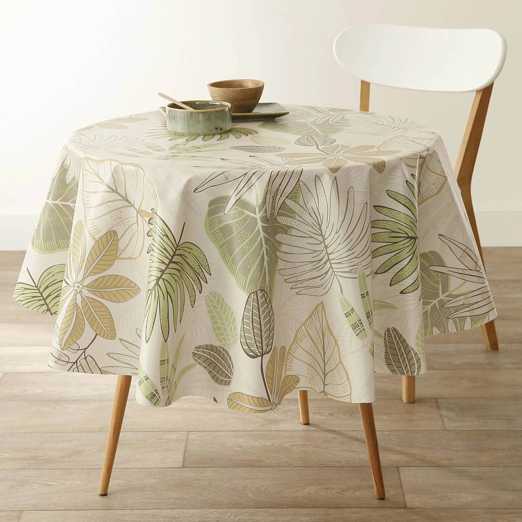 Tafelkleed<Blancheporte Tafellaken in toile cirée, met bladerenprint groen / beige