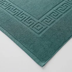 Badmatje<Blancheporte Tapijt met Griekse sierrand, standaard kwaliteit eucalyptus